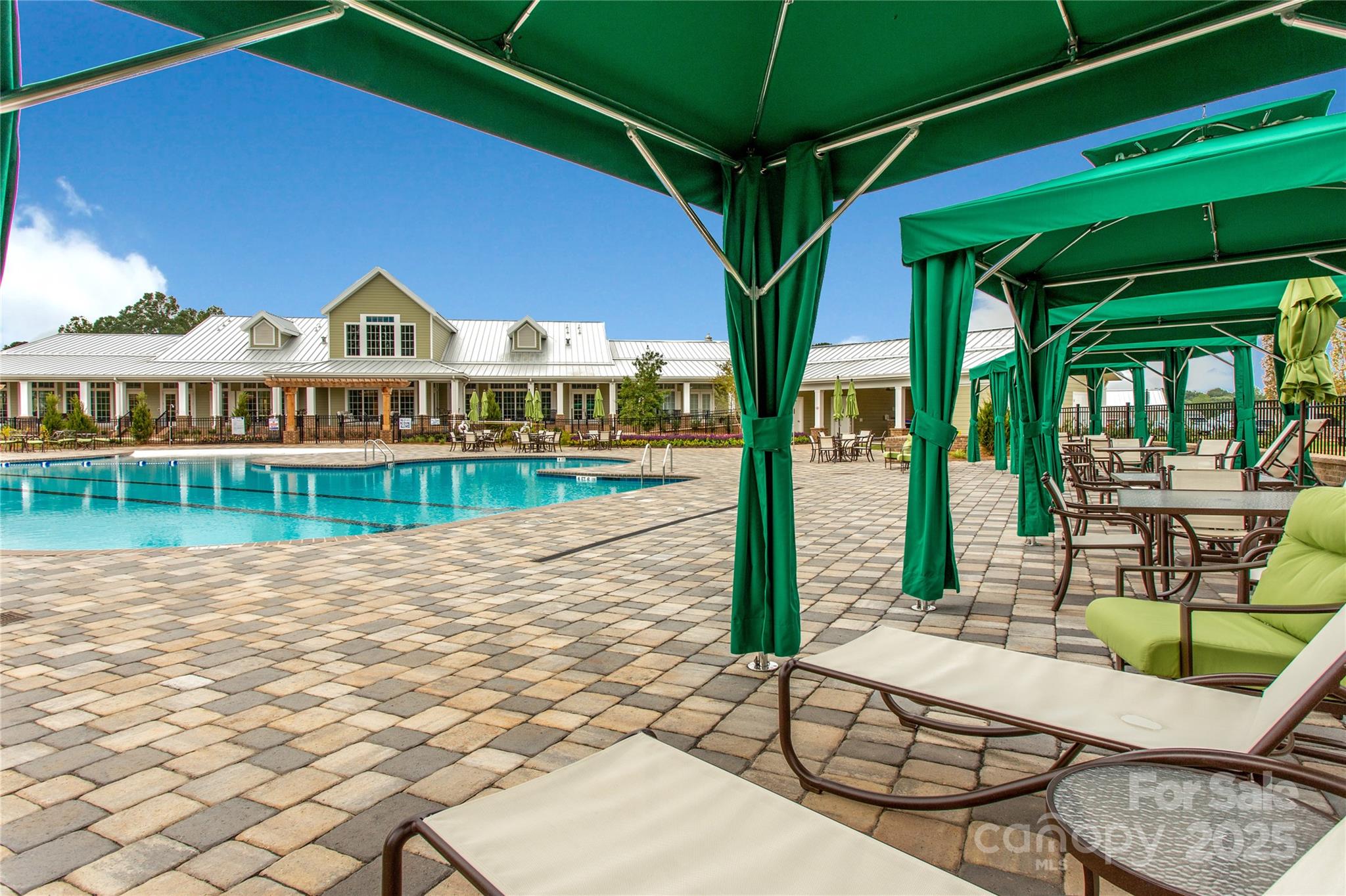 4225 Honey Locust Drive — Charlotte