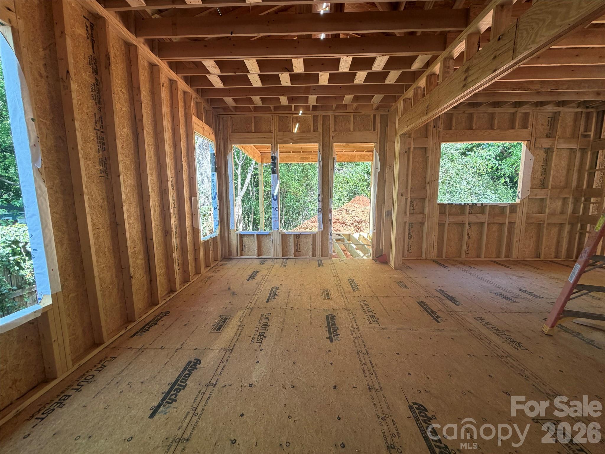 4127 Commonwealth Avenue — Charlotte