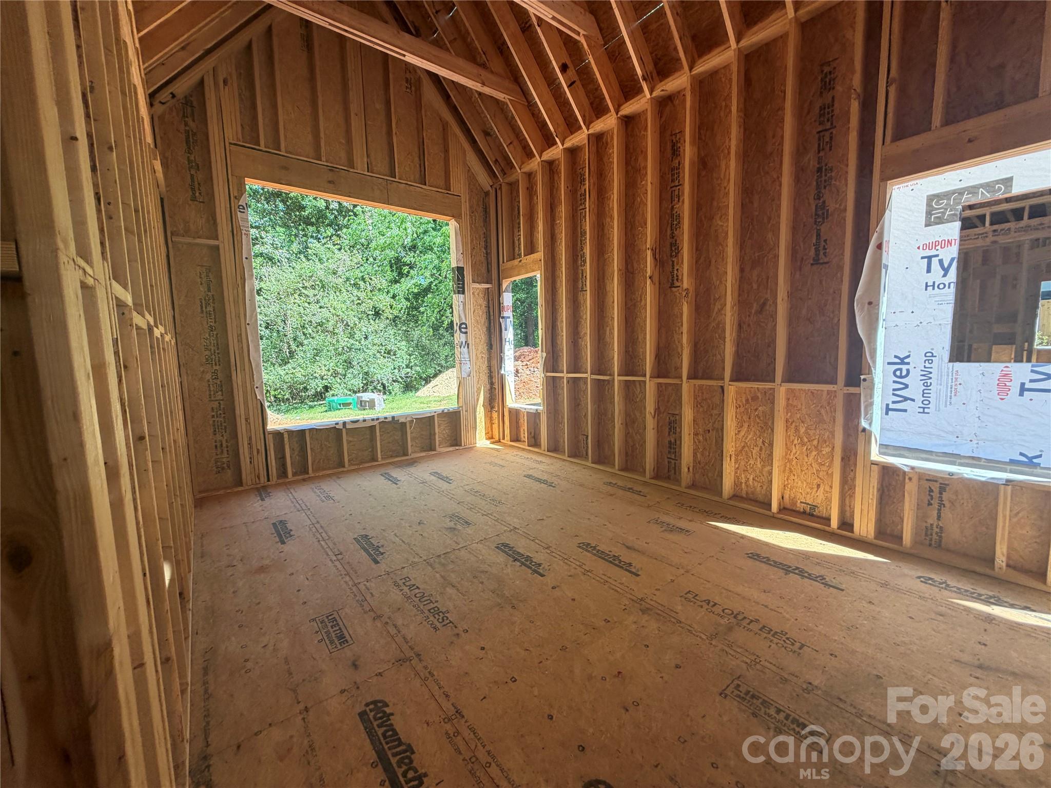 4127 Commonwealth Avenue — Charlotte