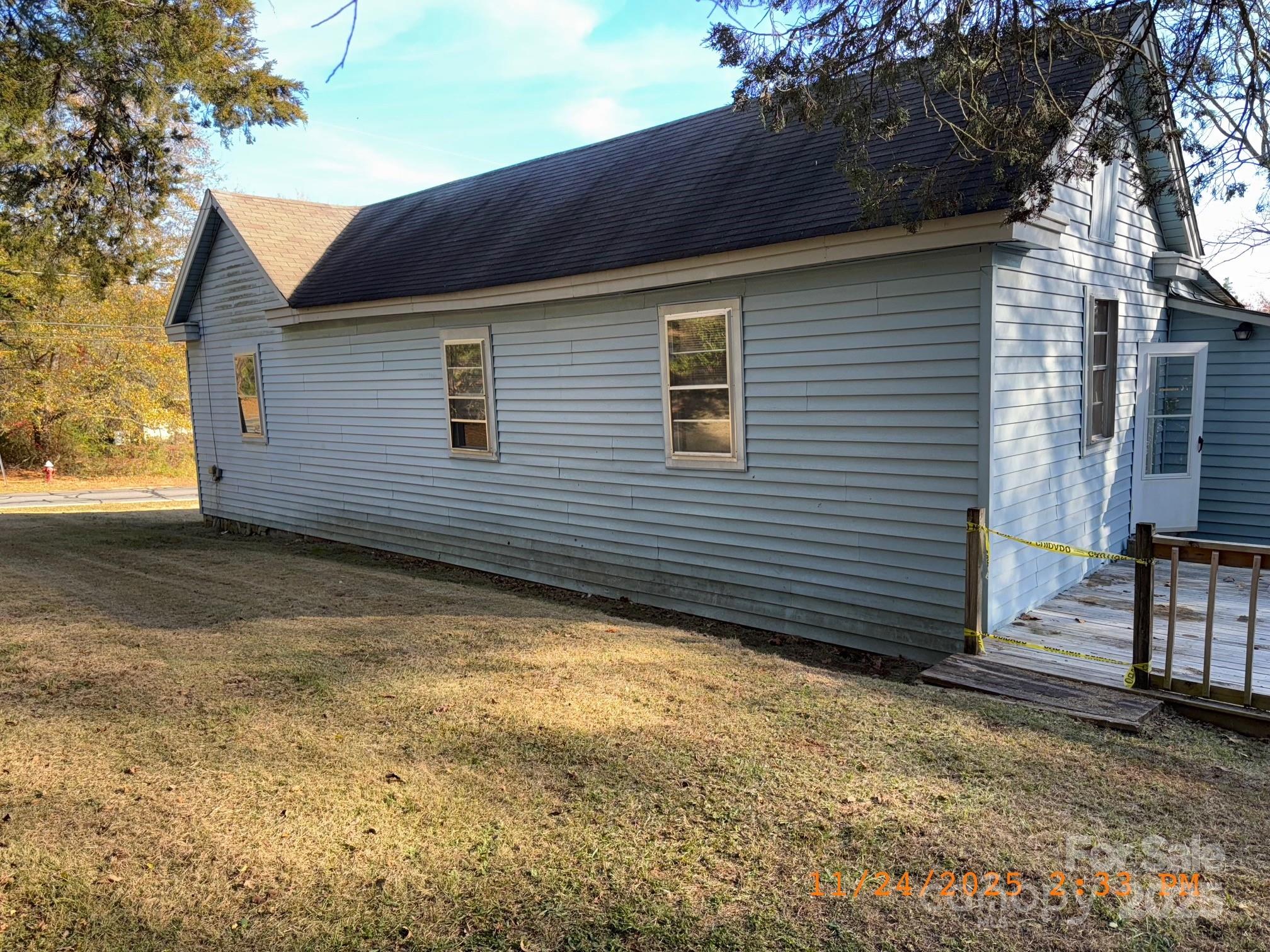 1217 Roberdel Road — Rockingham
