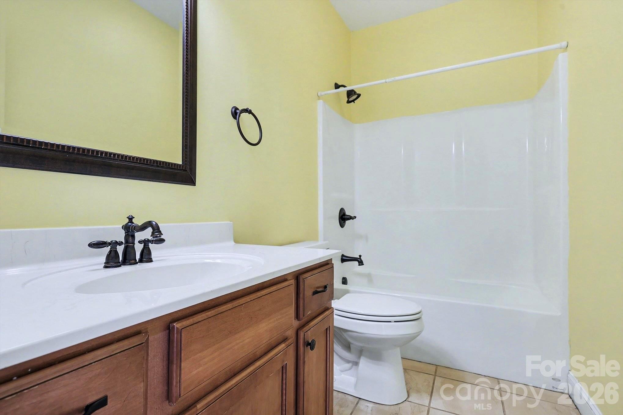 170 Saint James Way — Salisbury