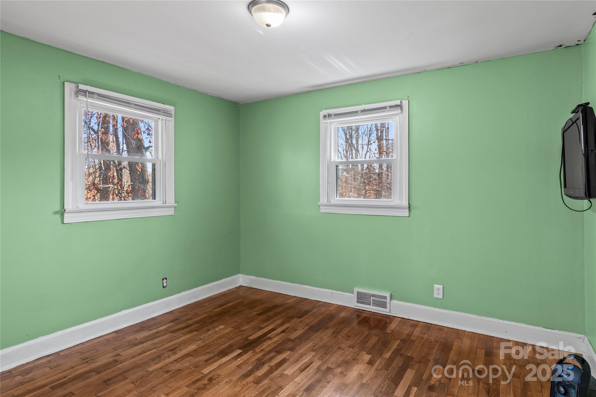 133 South Street #99 — Elkin