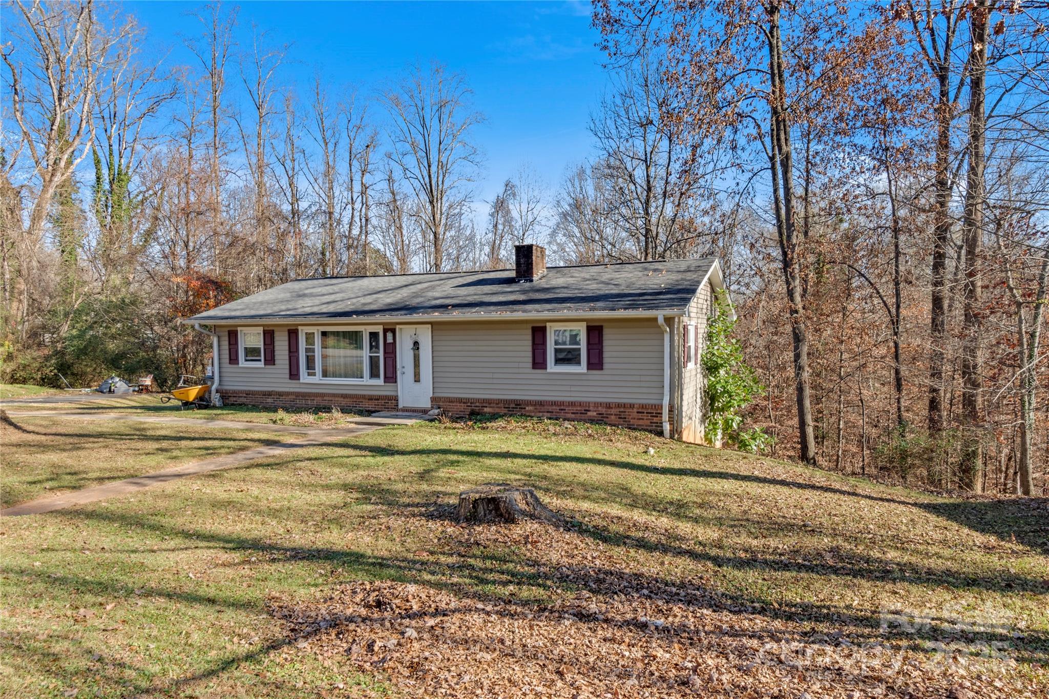 133 South Street #99 — Elkin