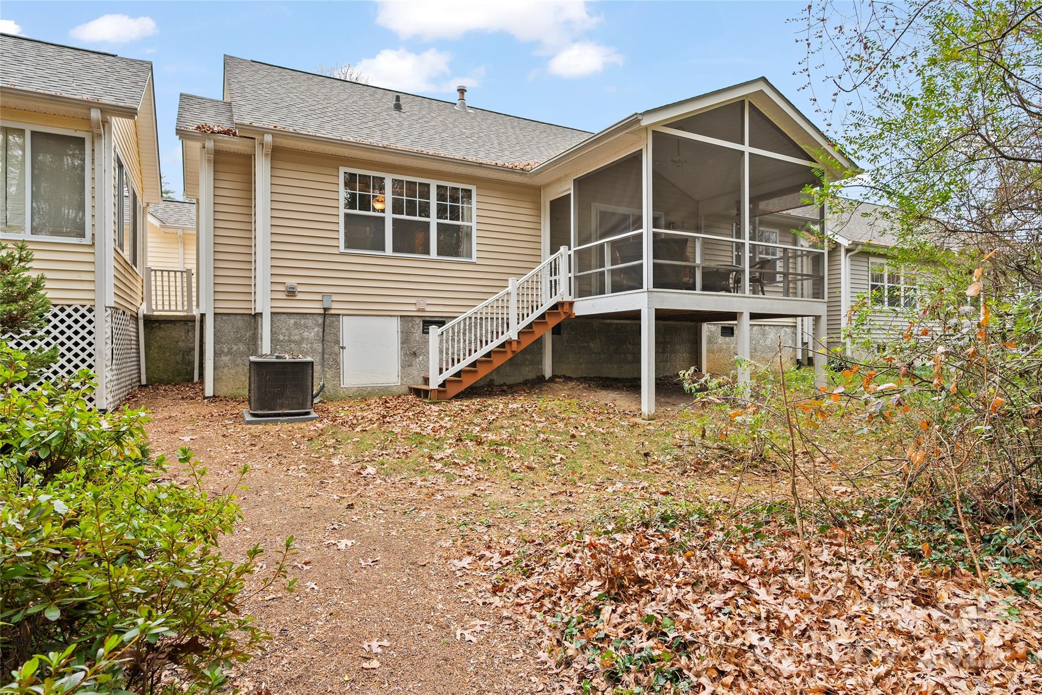 264 Charlestown Drive — Hendersonville