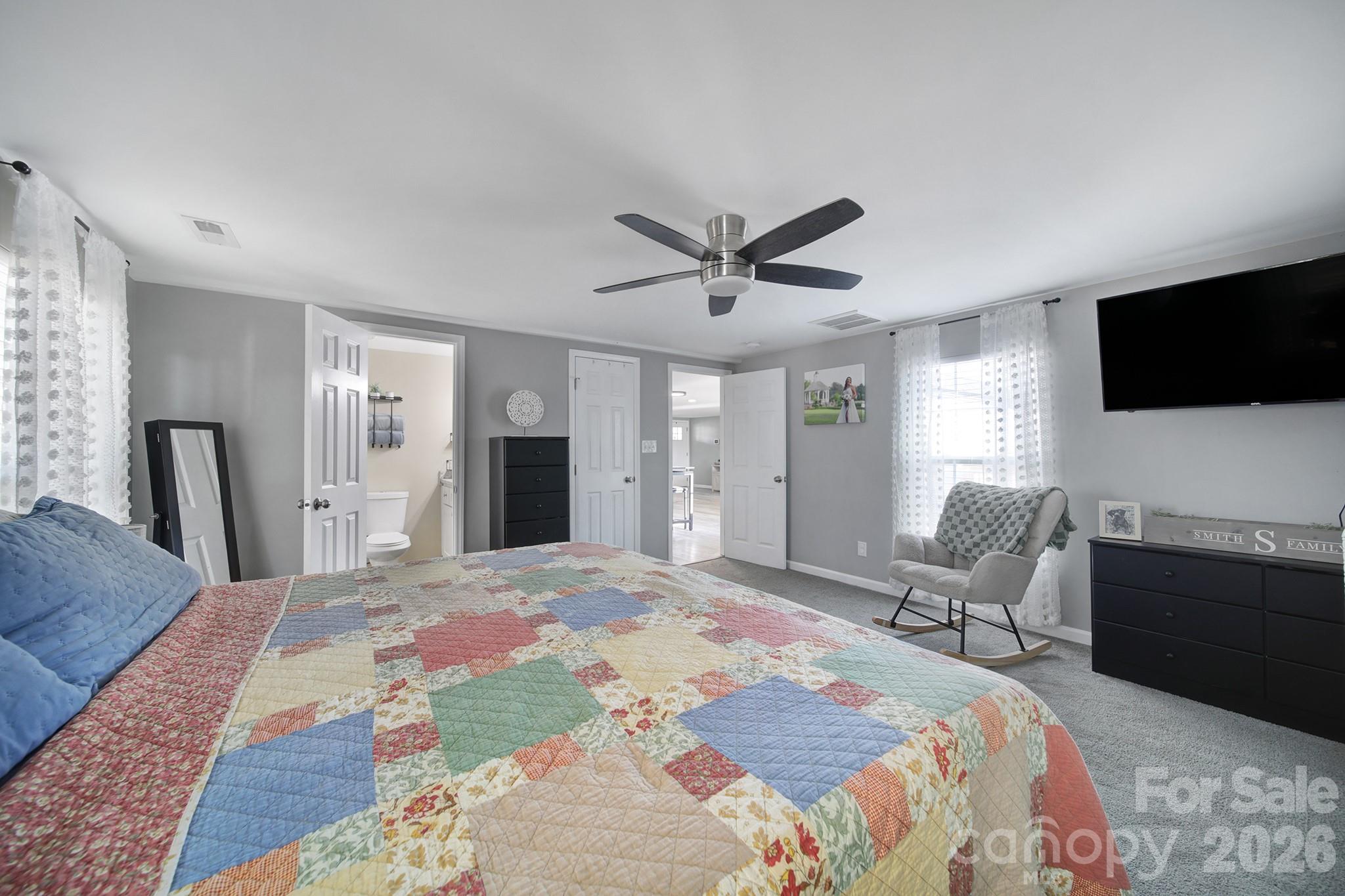 3104 Taxahaw Road — Lancaster