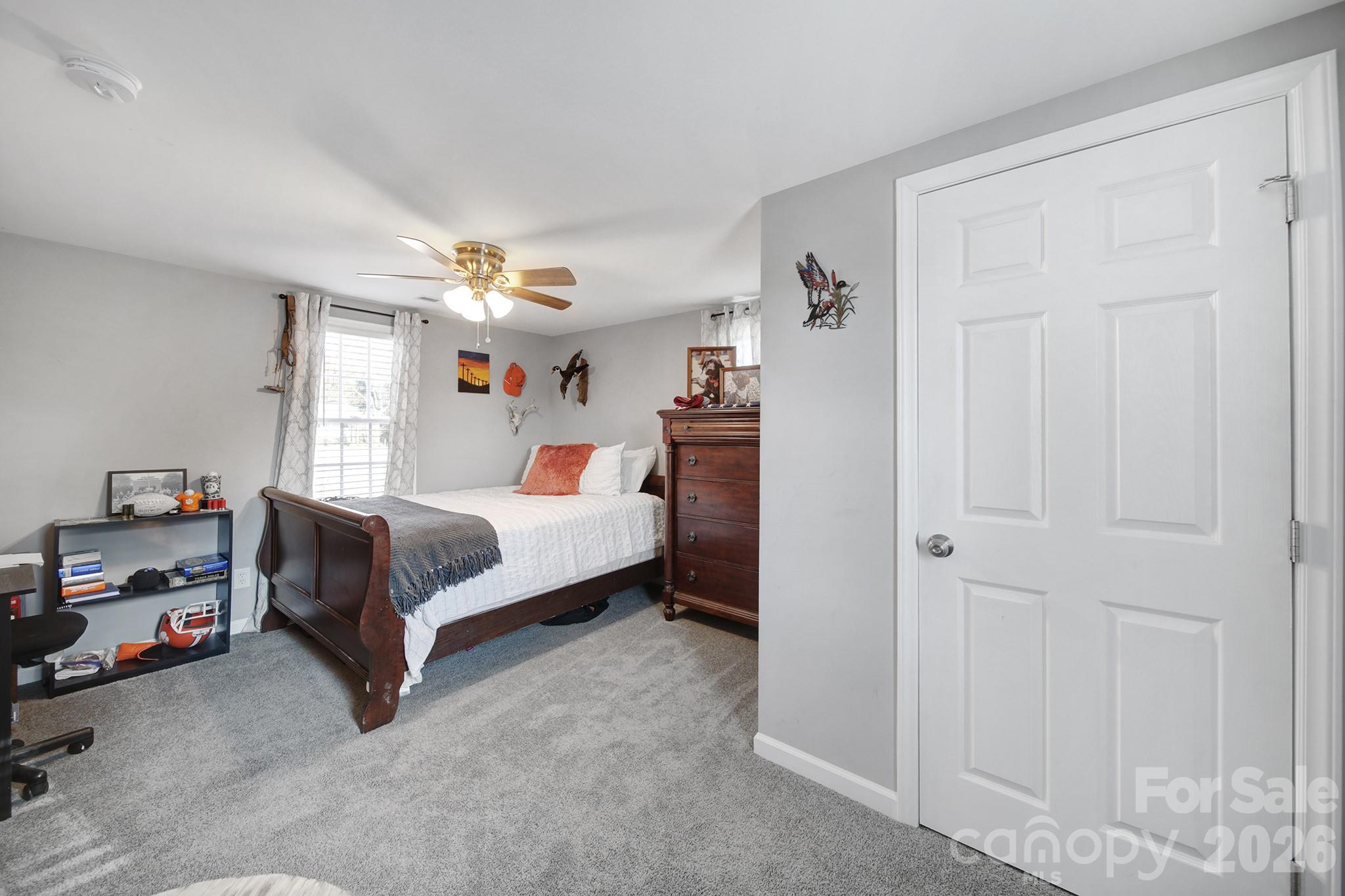 3104 Taxahaw Road — Lancaster