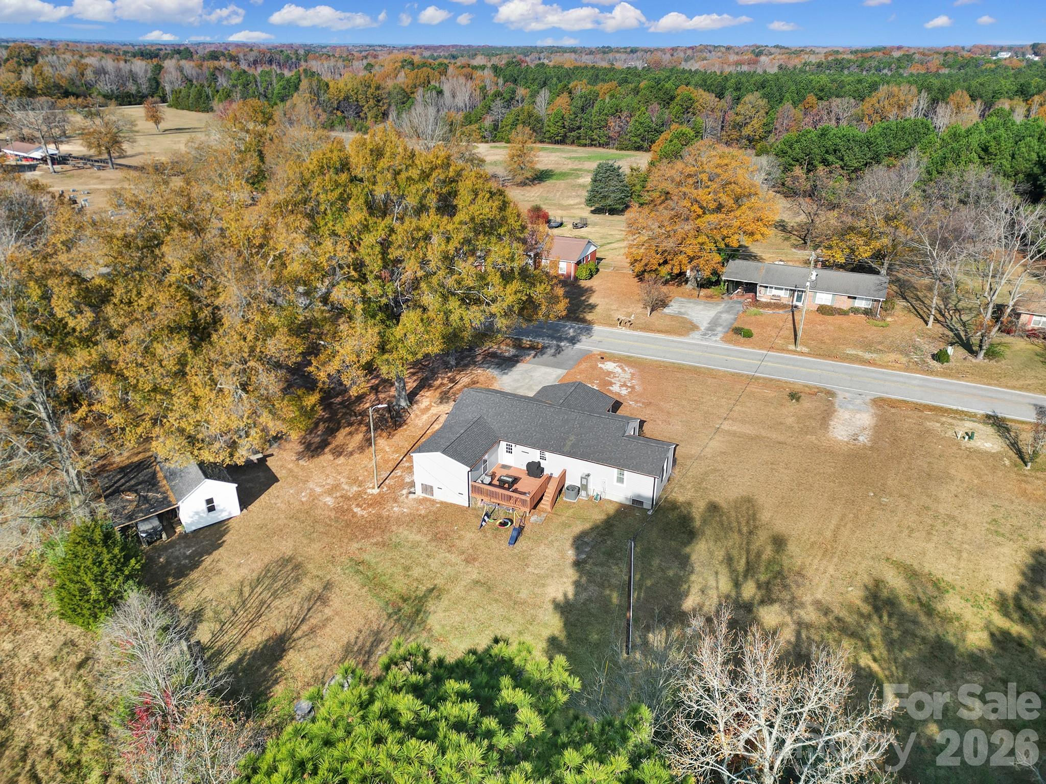 3104 Taxahaw Road — Lancaster