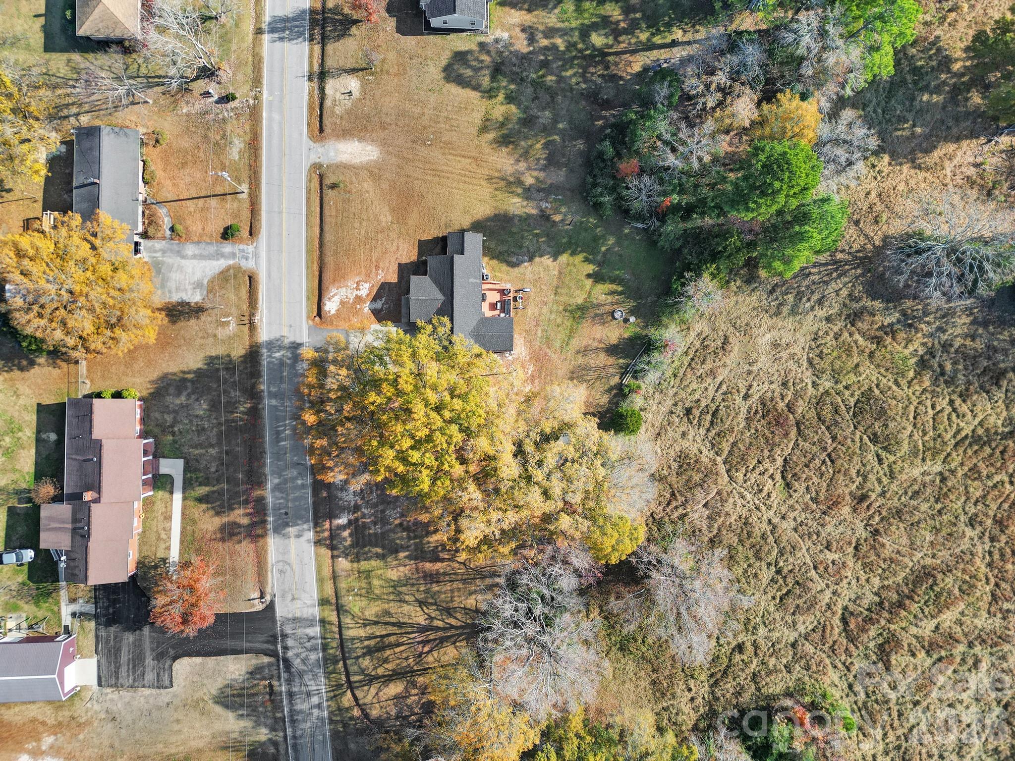 3104 Taxahaw Road — Lancaster