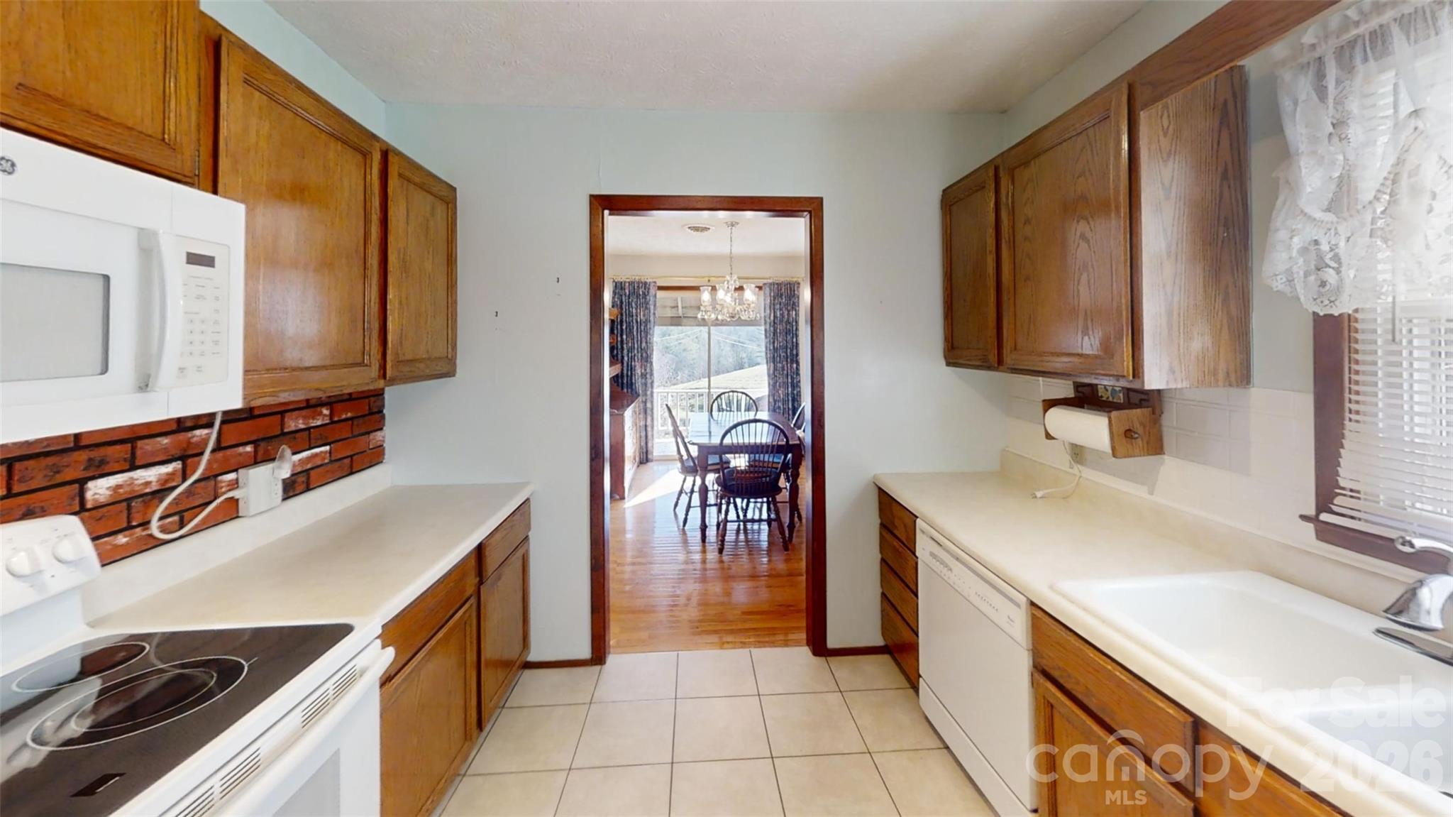 707 Lickskillet Road — Burnsville