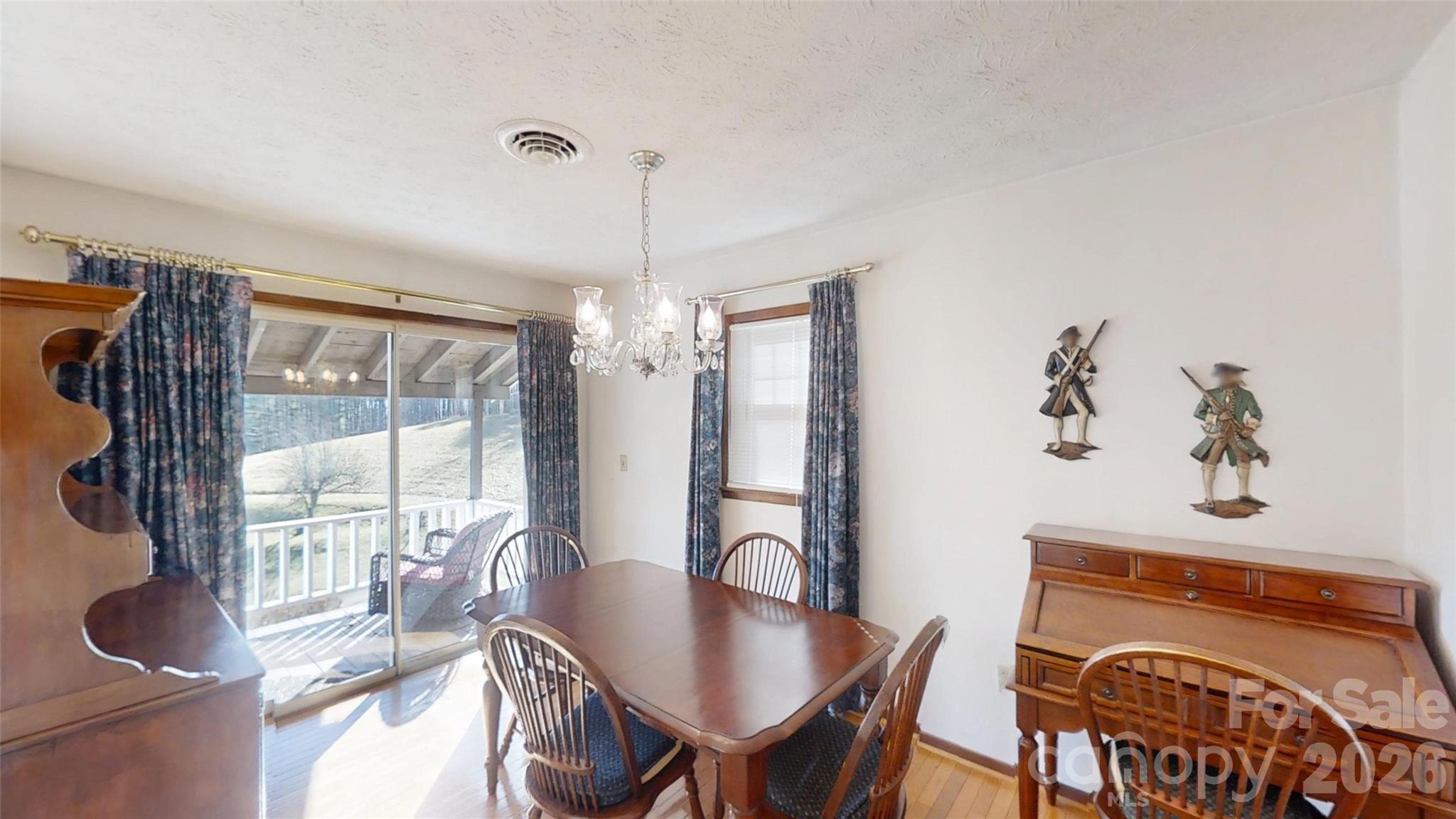 707 Lickskillet Road — Burnsville