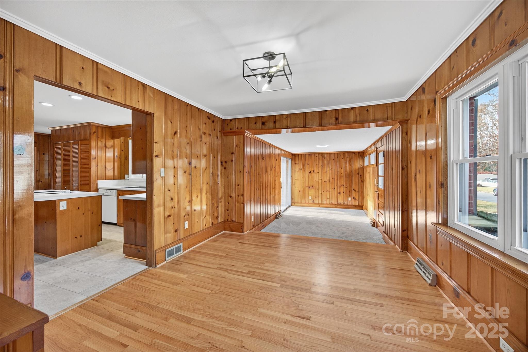 337 W Main Street — Rockwell