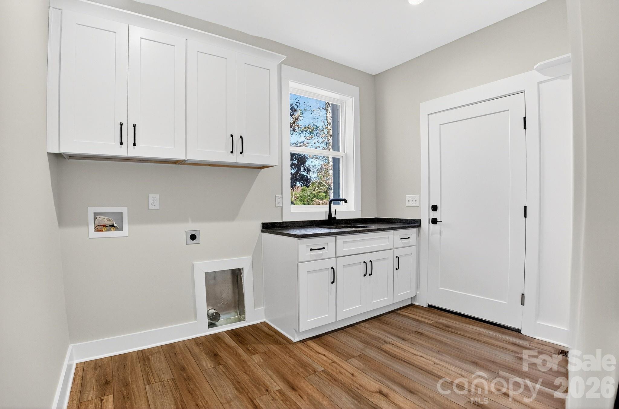 51 Windsor Drive — Taylorsville