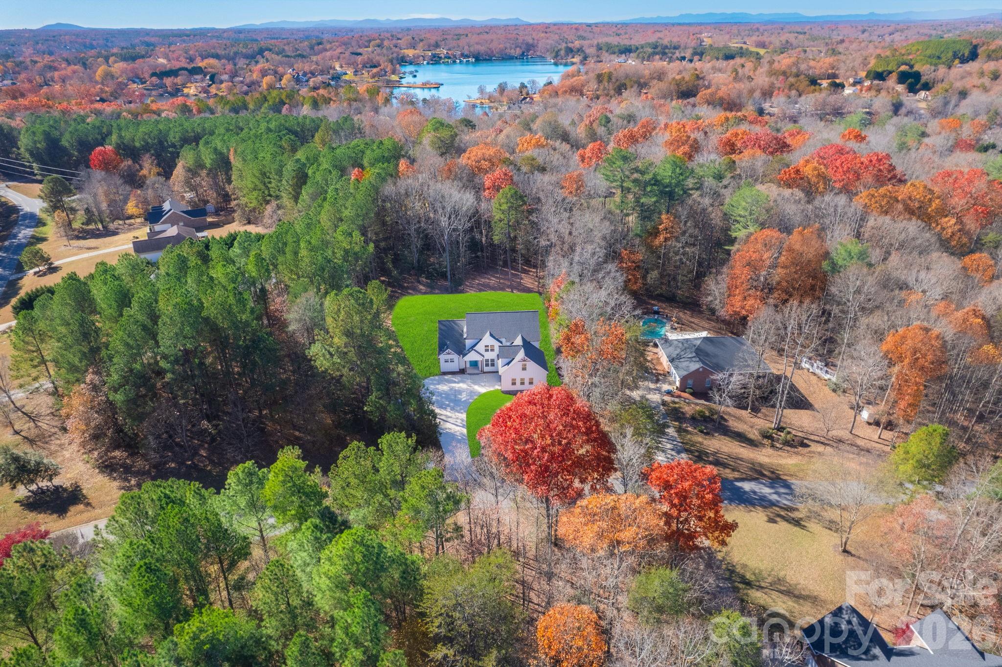 51 Windsor Drive — Taylorsville