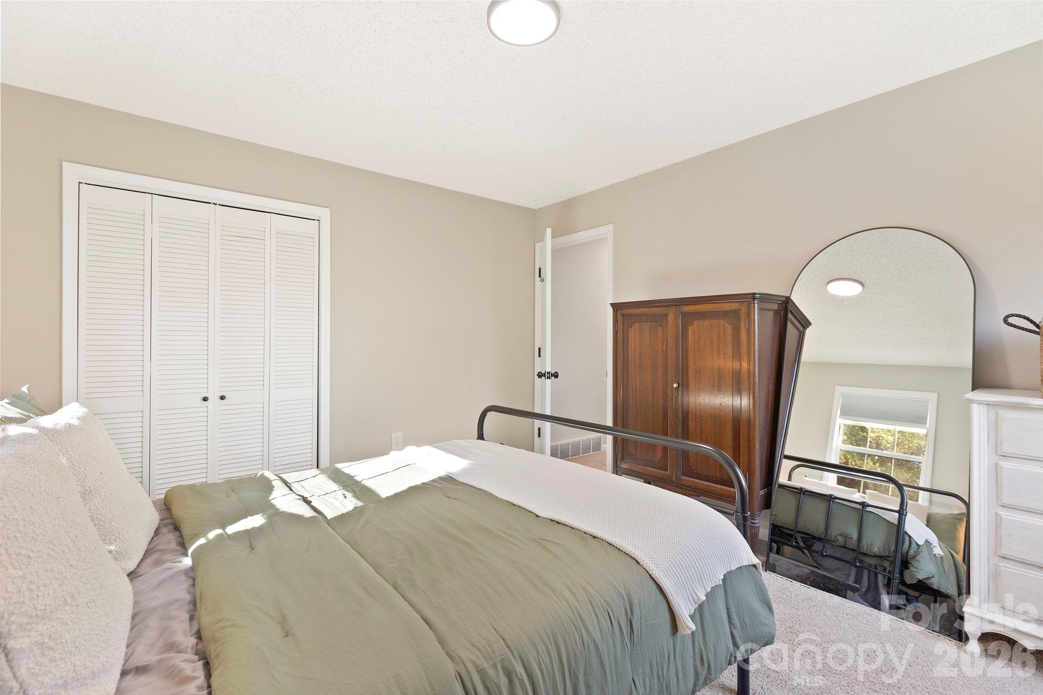 124 Flat Creek Drive — Lake Toxaway