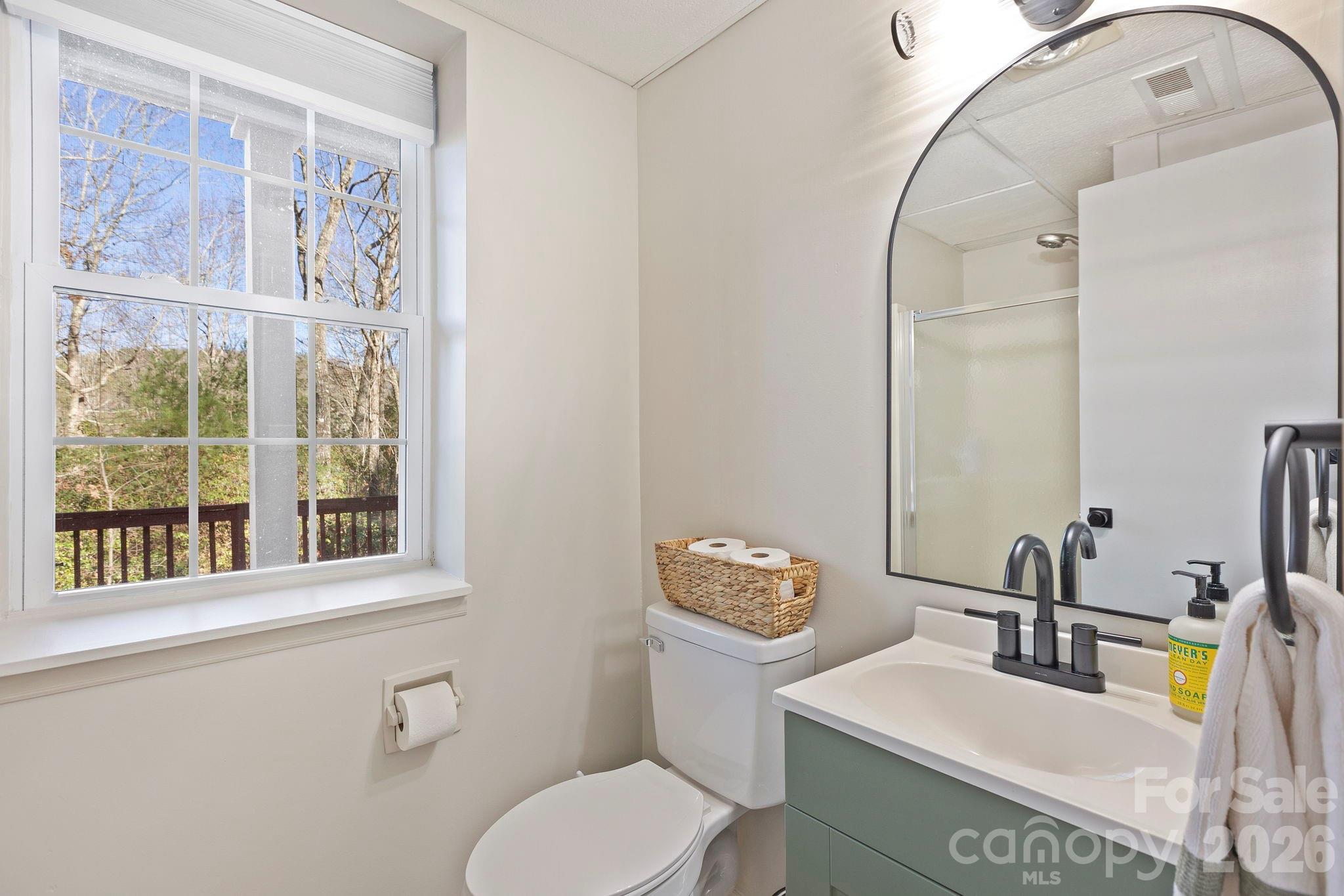 124 Flat Creek Drive — Lake Toxaway