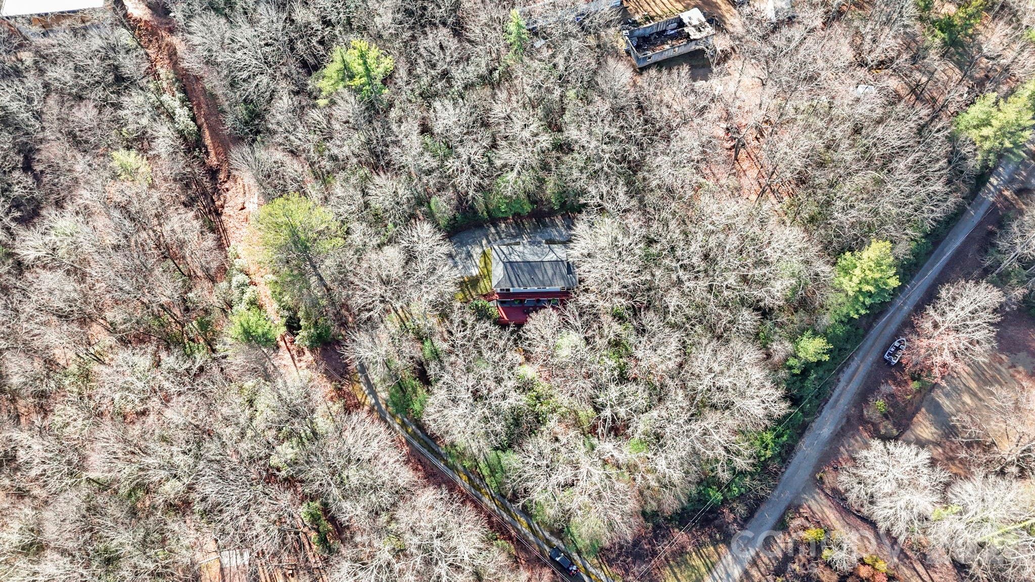 124 Flat Creek Drive — Lake Toxaway