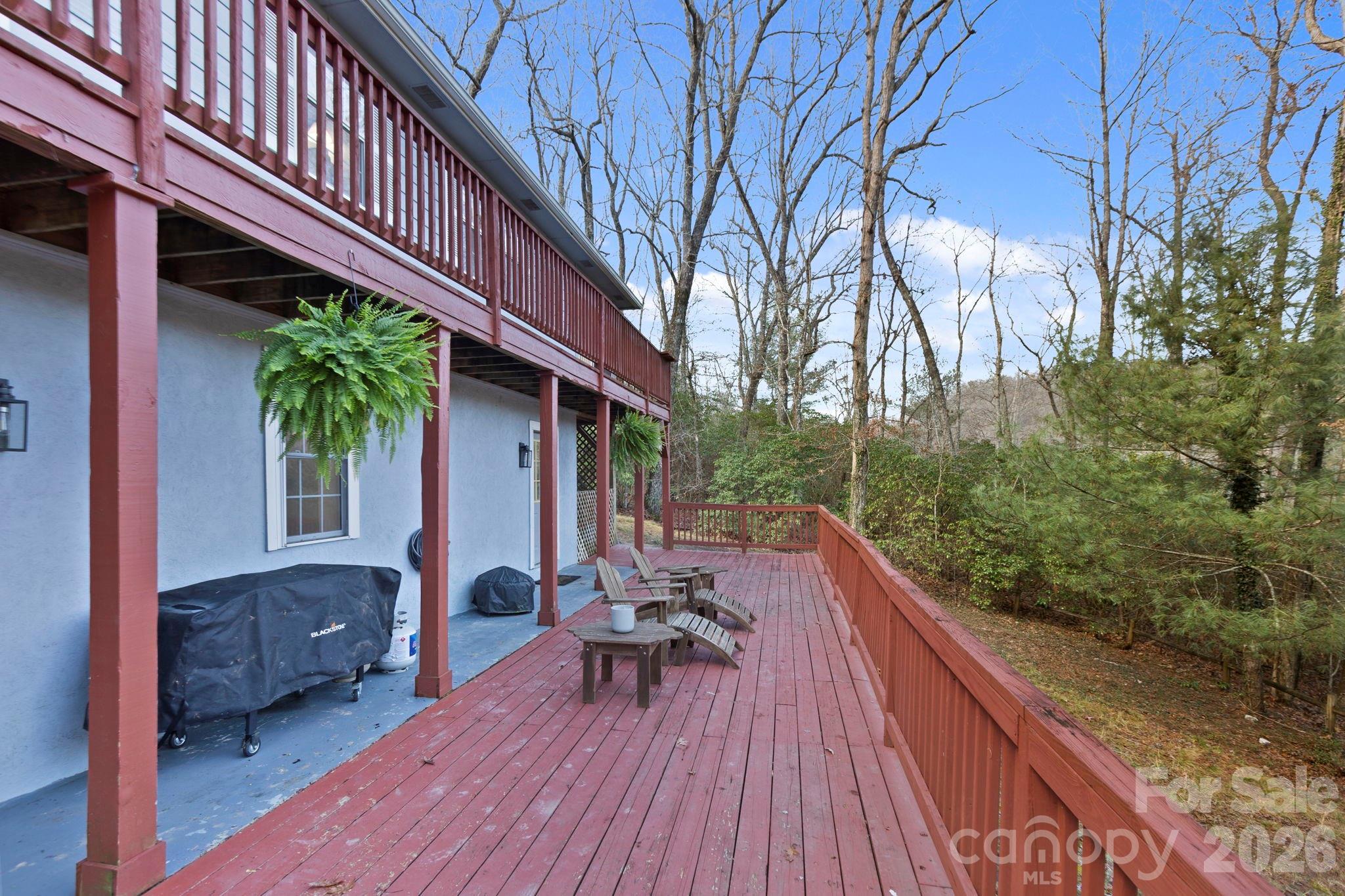 124 Flat Creek Drive — Lake Toxaway
