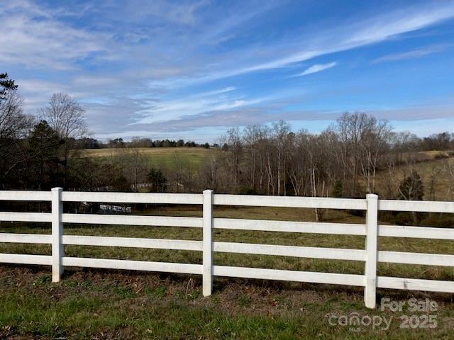 4462-1 Hoover Road — Lawndale