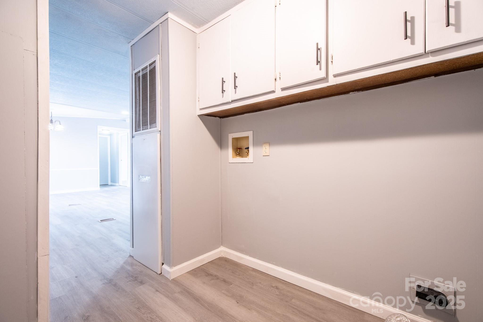 50 N Duncan Hill Lane — Taylorsville
