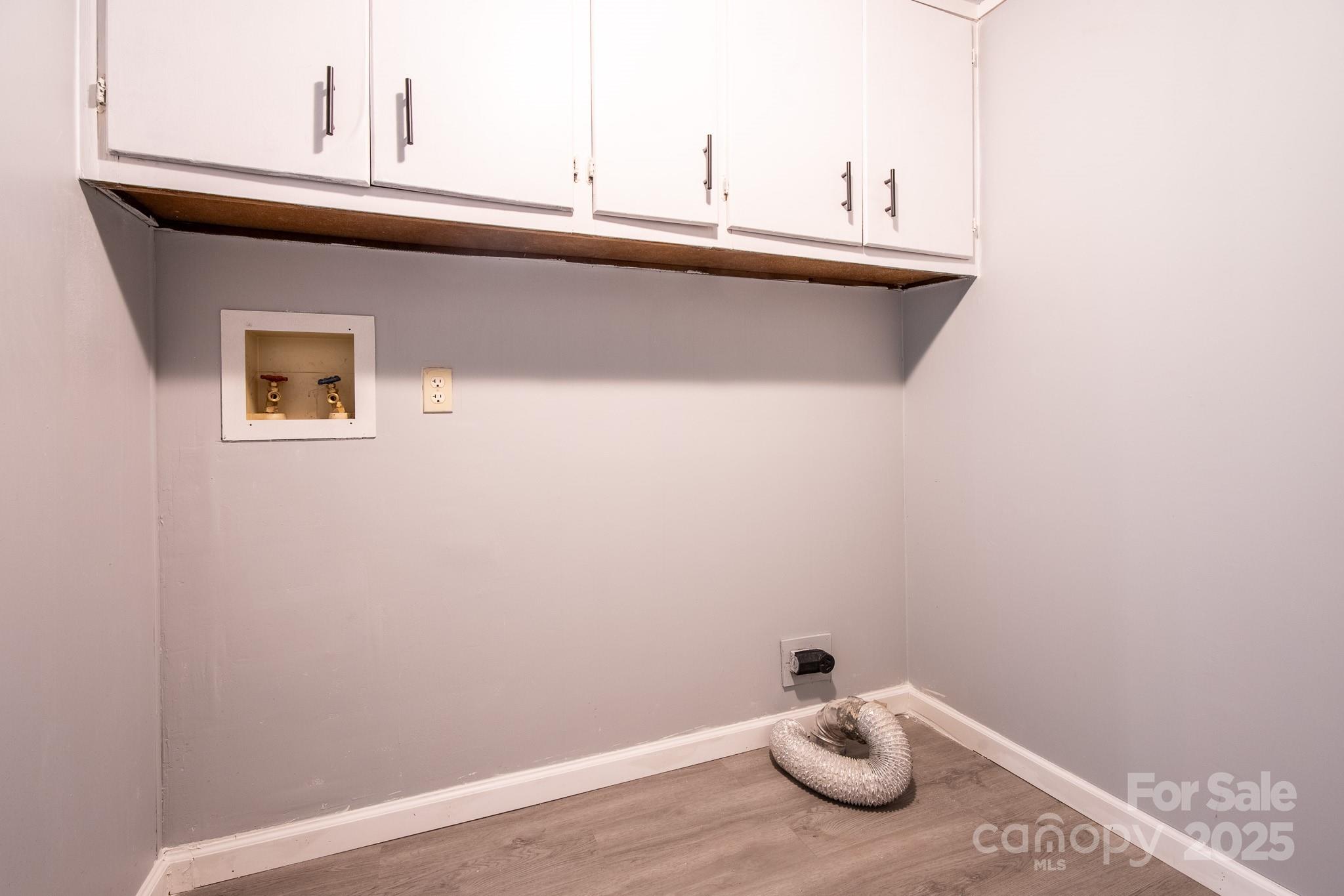 50 N Duncan Hill Lane — Taylorsville