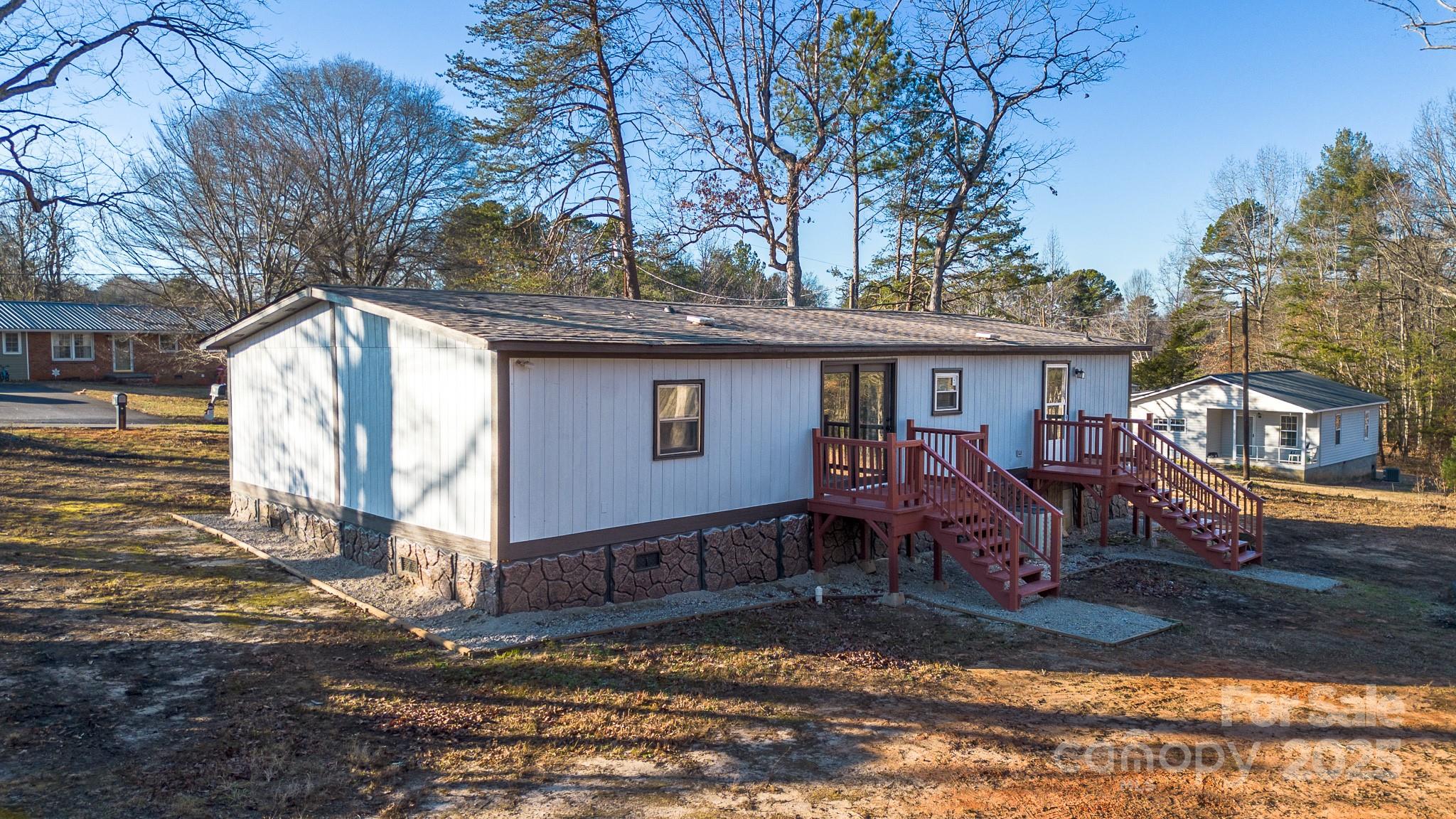 50 N Duncan Hill Lane — Taylorsville