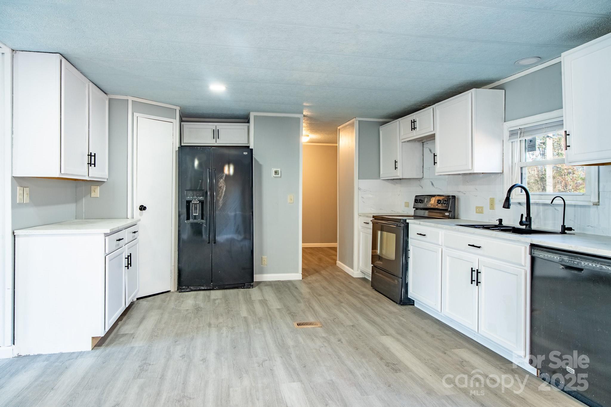 50 N Duncan Hill Lane — Taylorsville