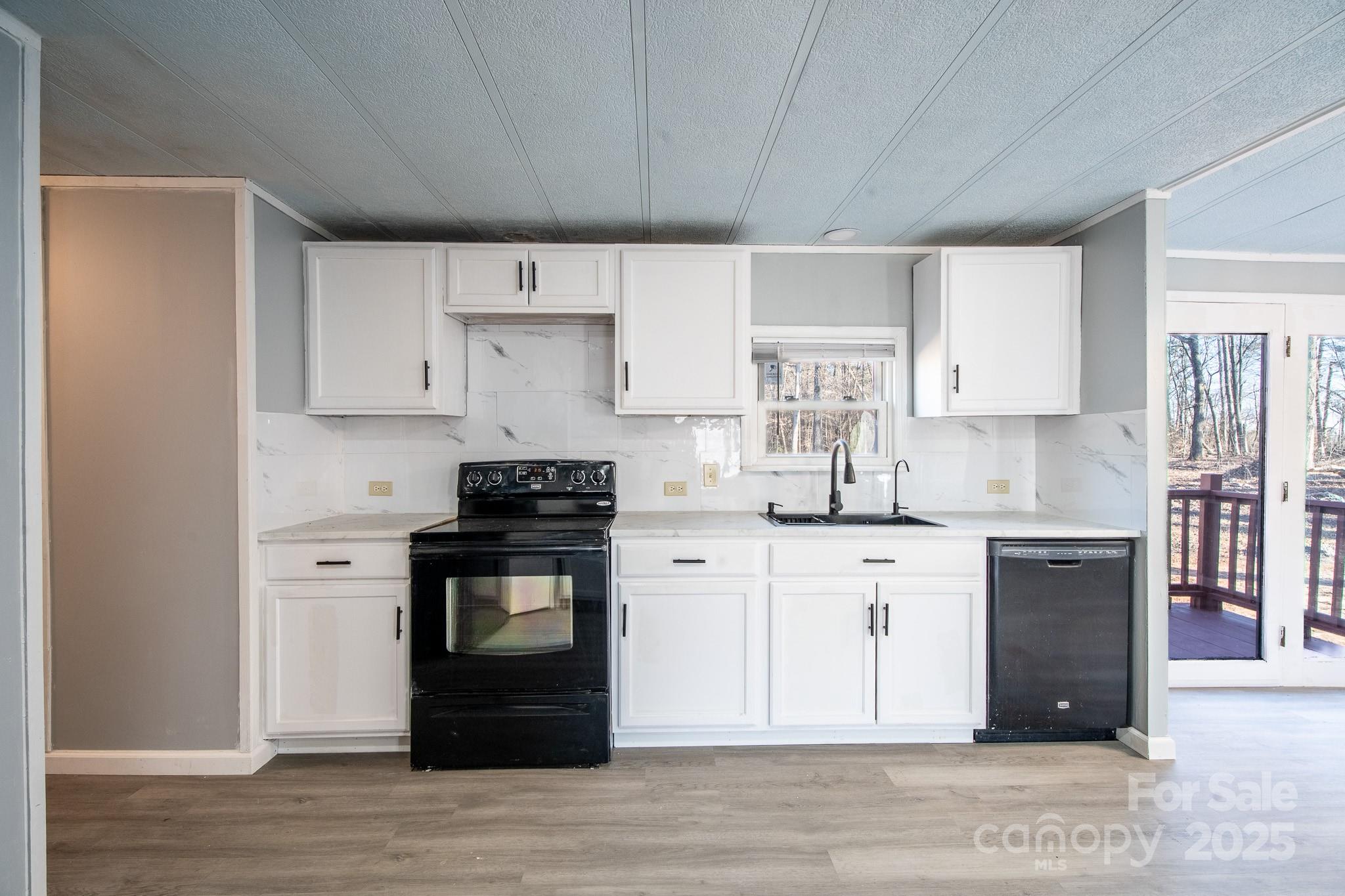 50 N Duncan Hill Lane — Taylorsville