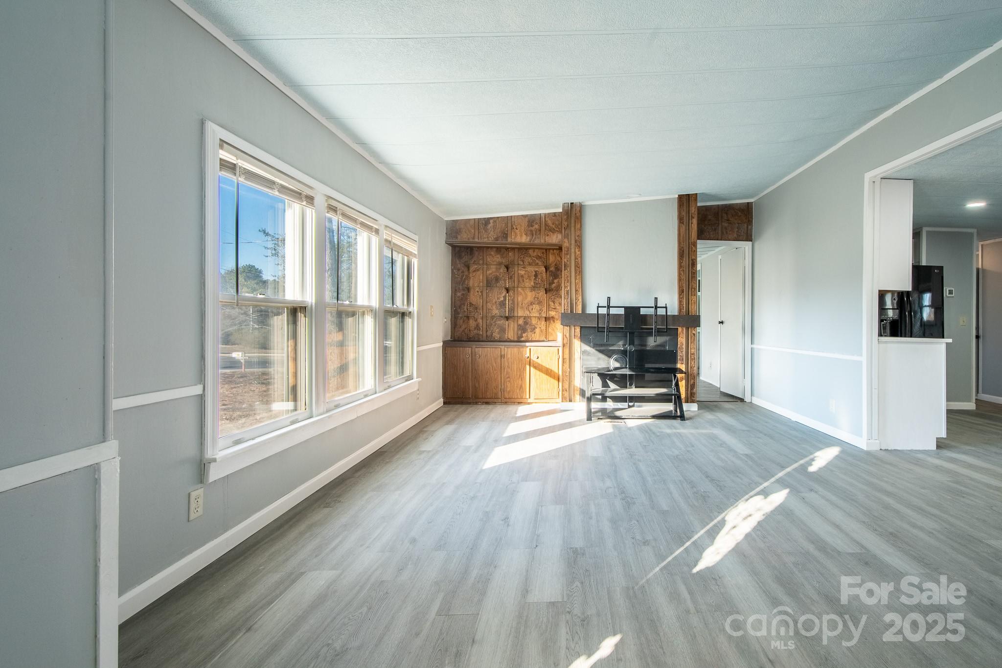 50 N Duncan Hill Lane — Taylorsville
