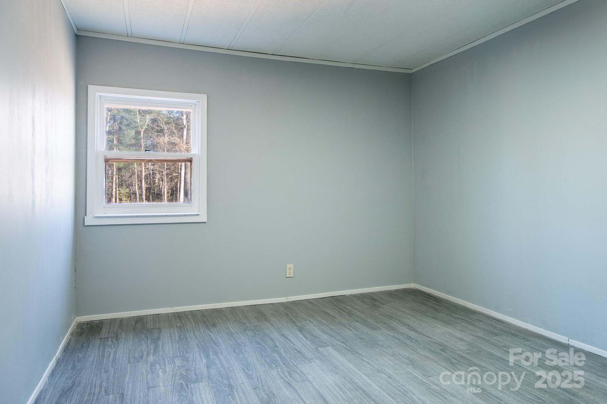 50 N Duncan Hill Lane — Taylorsville