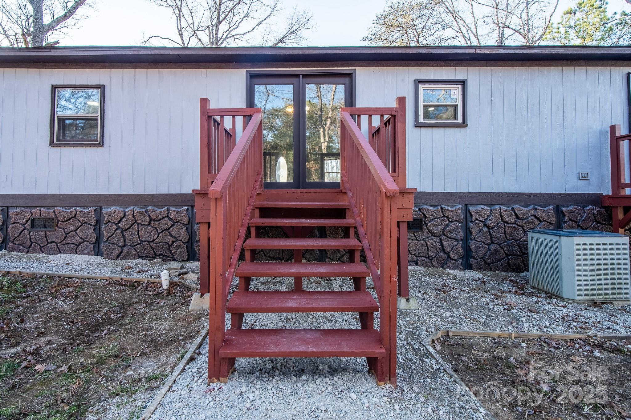 50 N Duncan Hill Lane — Taylorsville