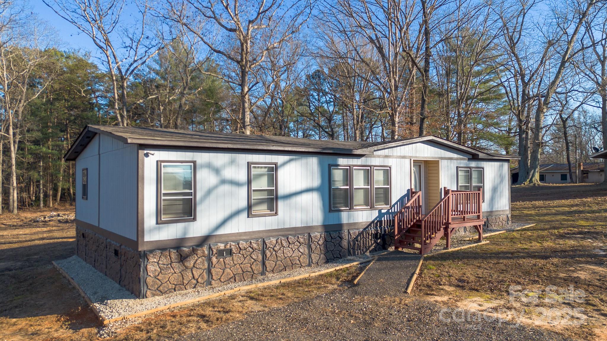 50 N Duncan Hill Lane — Taylorsville