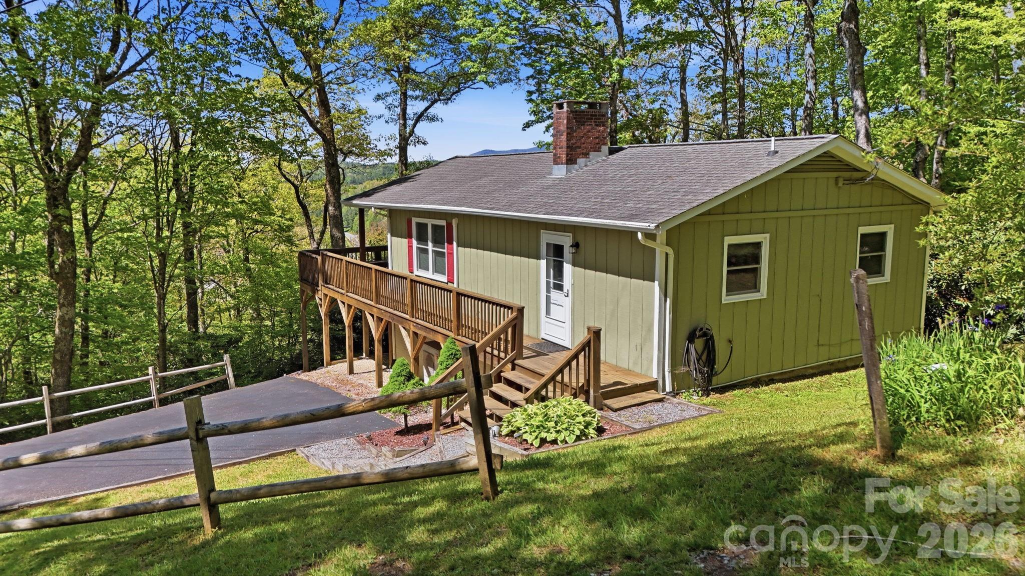 265 Dameron Drive — Blowing Rock
