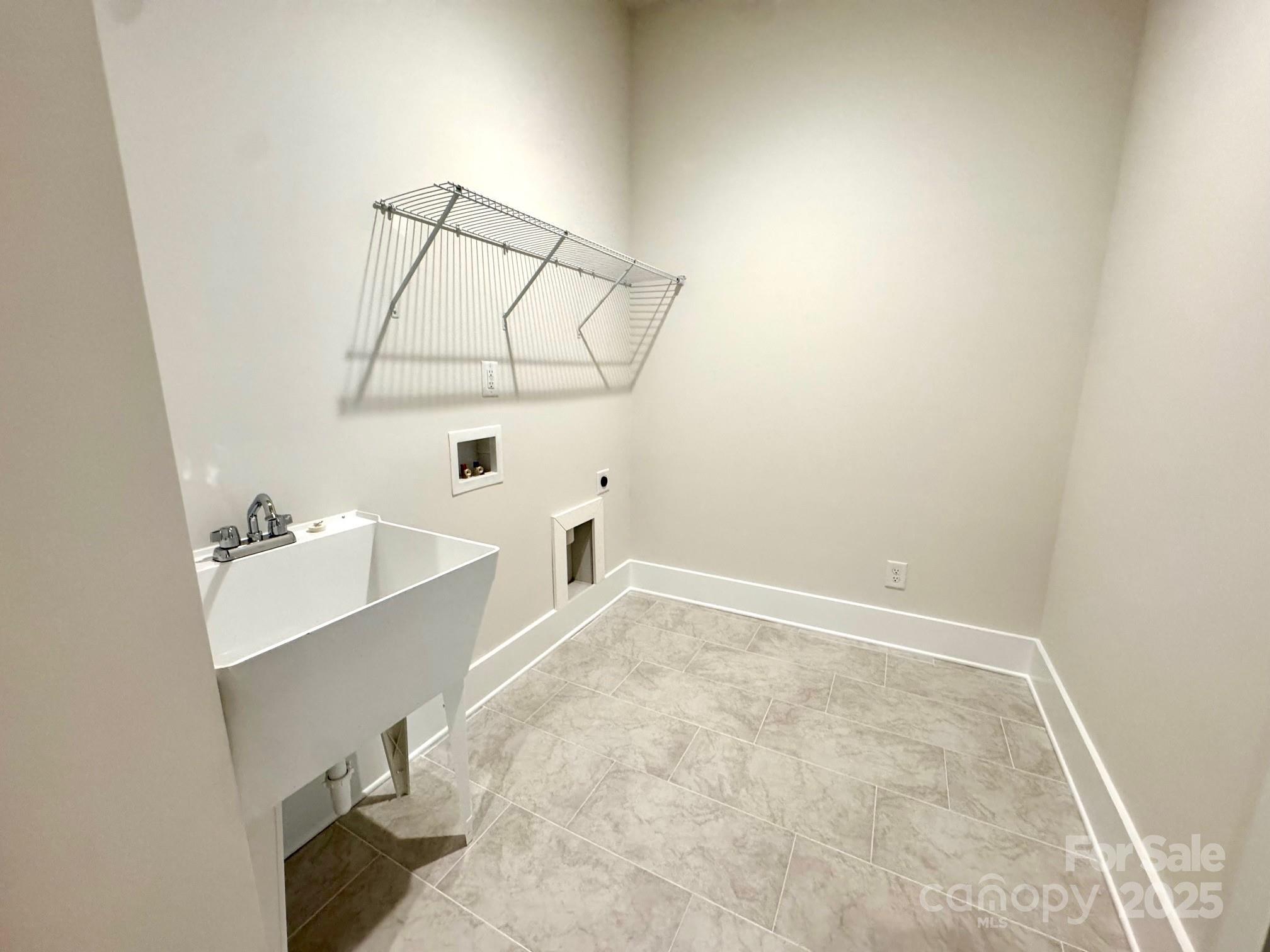 185 Fulworth Drive NW — Concord