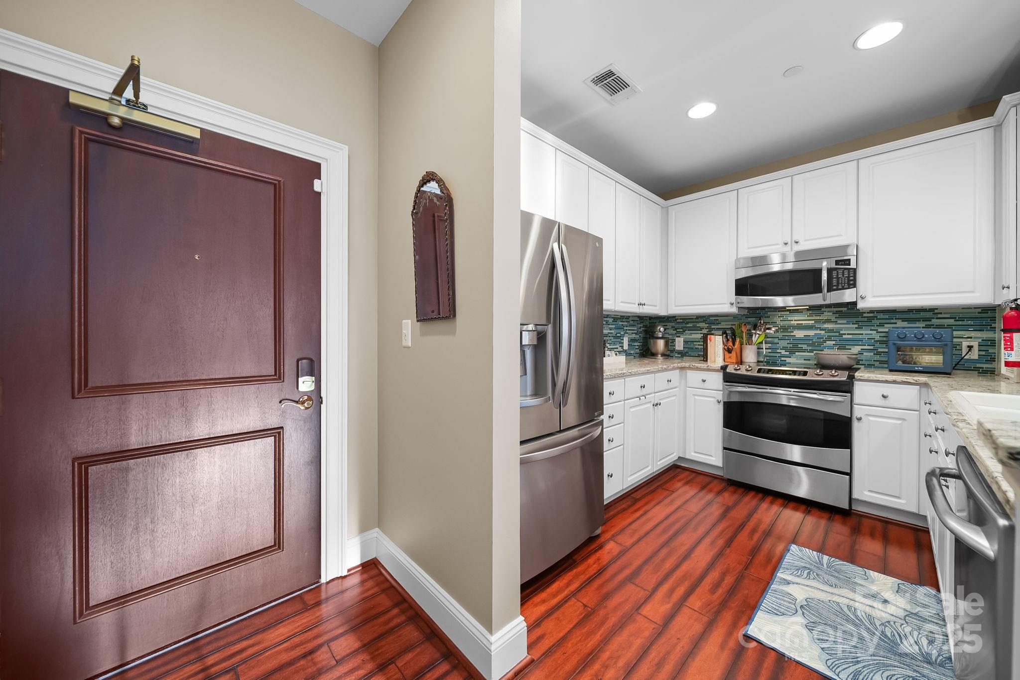 400 N Church Street #521 — Charlotte