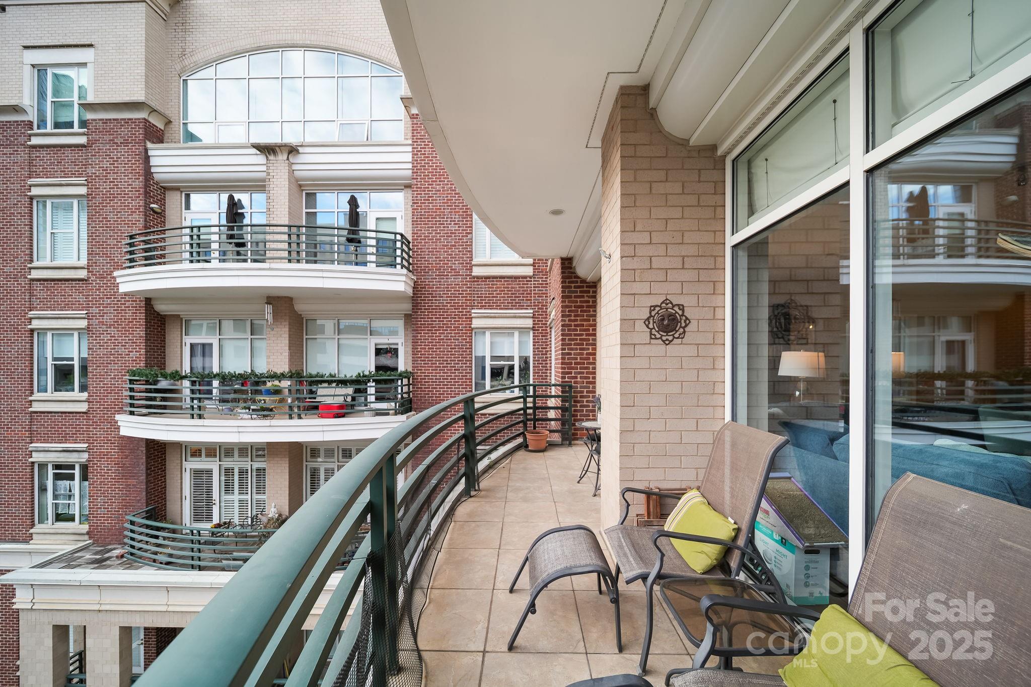 400 N Church Street #521 — Charlotte