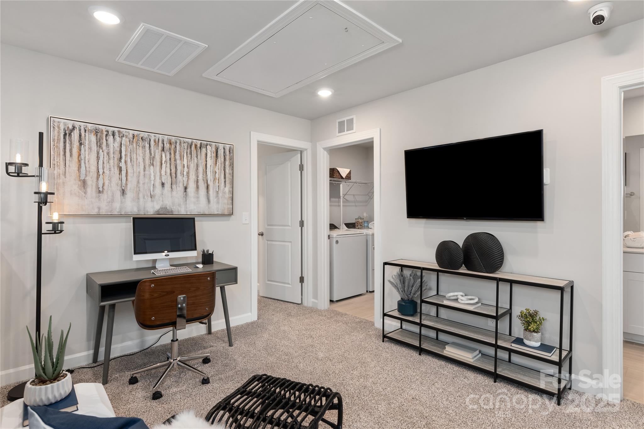 8036 Hidden Springs Trail — Charlotte
