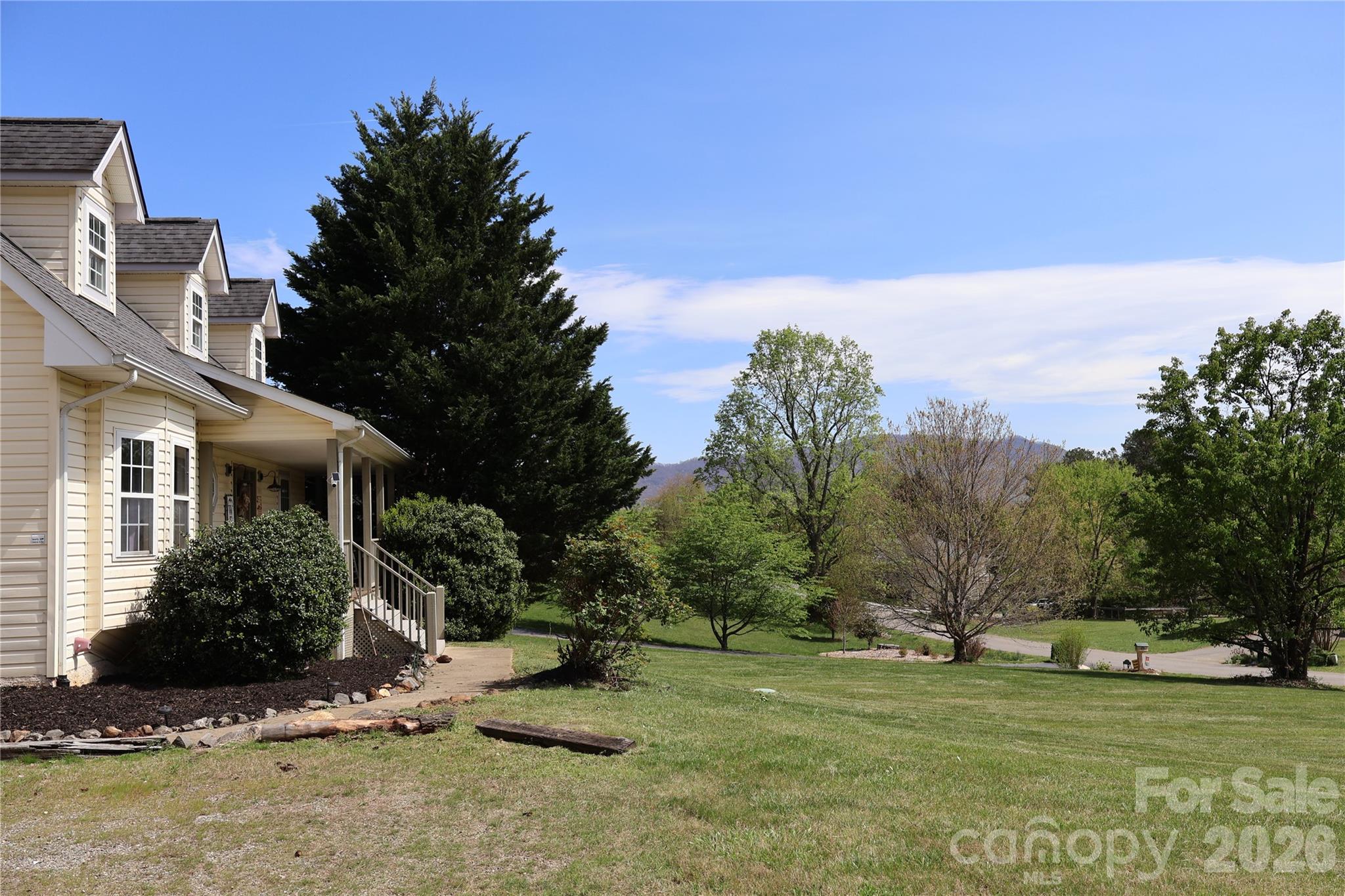 39 Kirkland Drive — Asheville