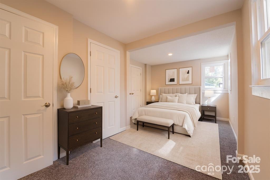 137 Woodlawn Drive — Statesville