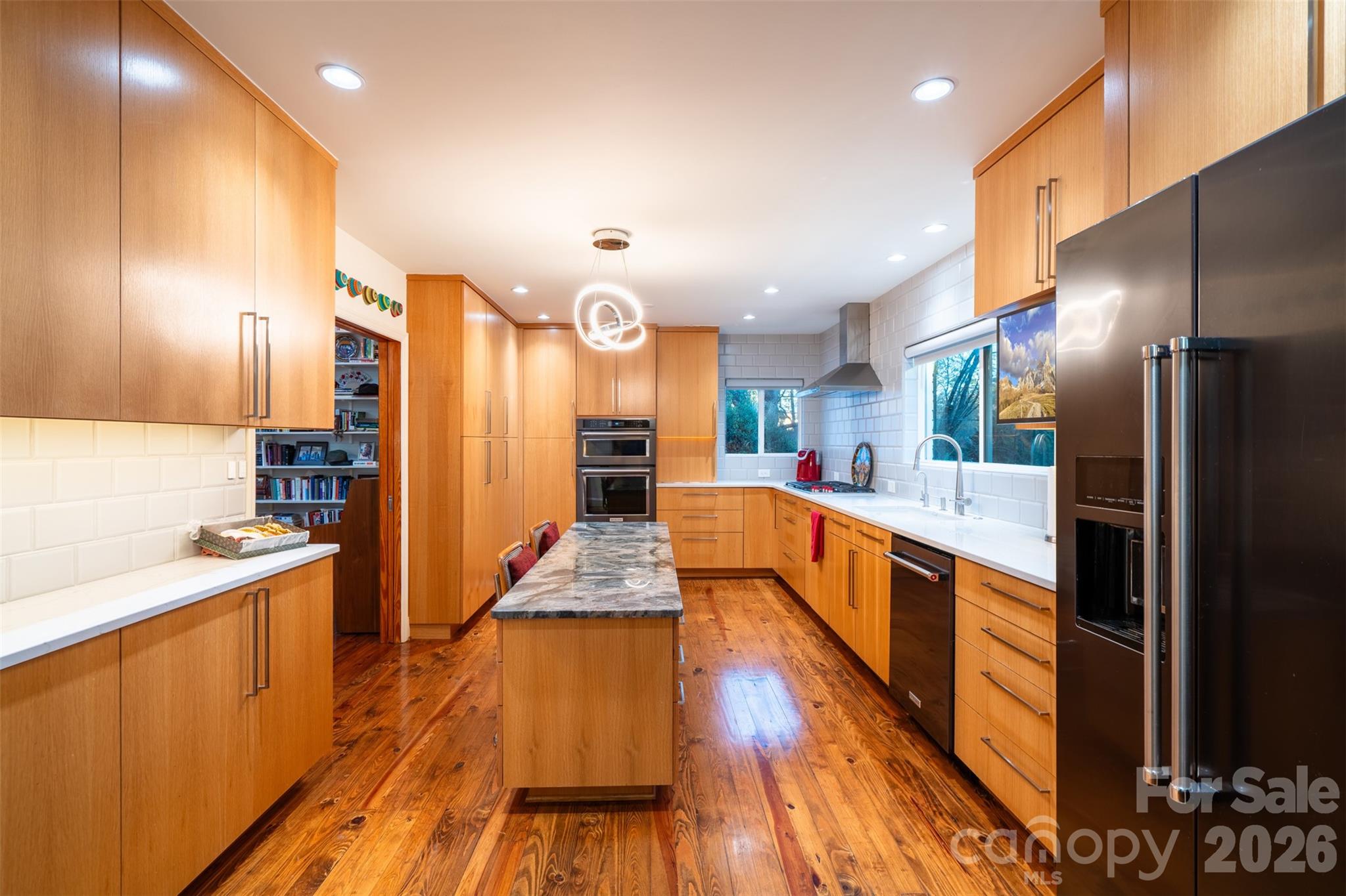 1330 Cedar Lane — Charlotte