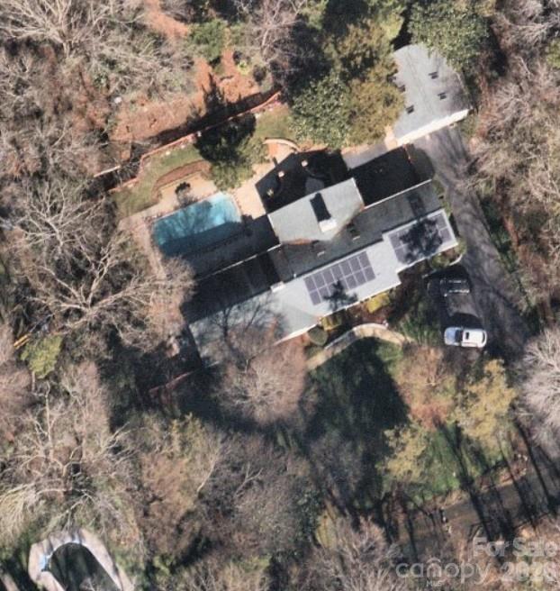 1330 Cedar Lane — Charlotte