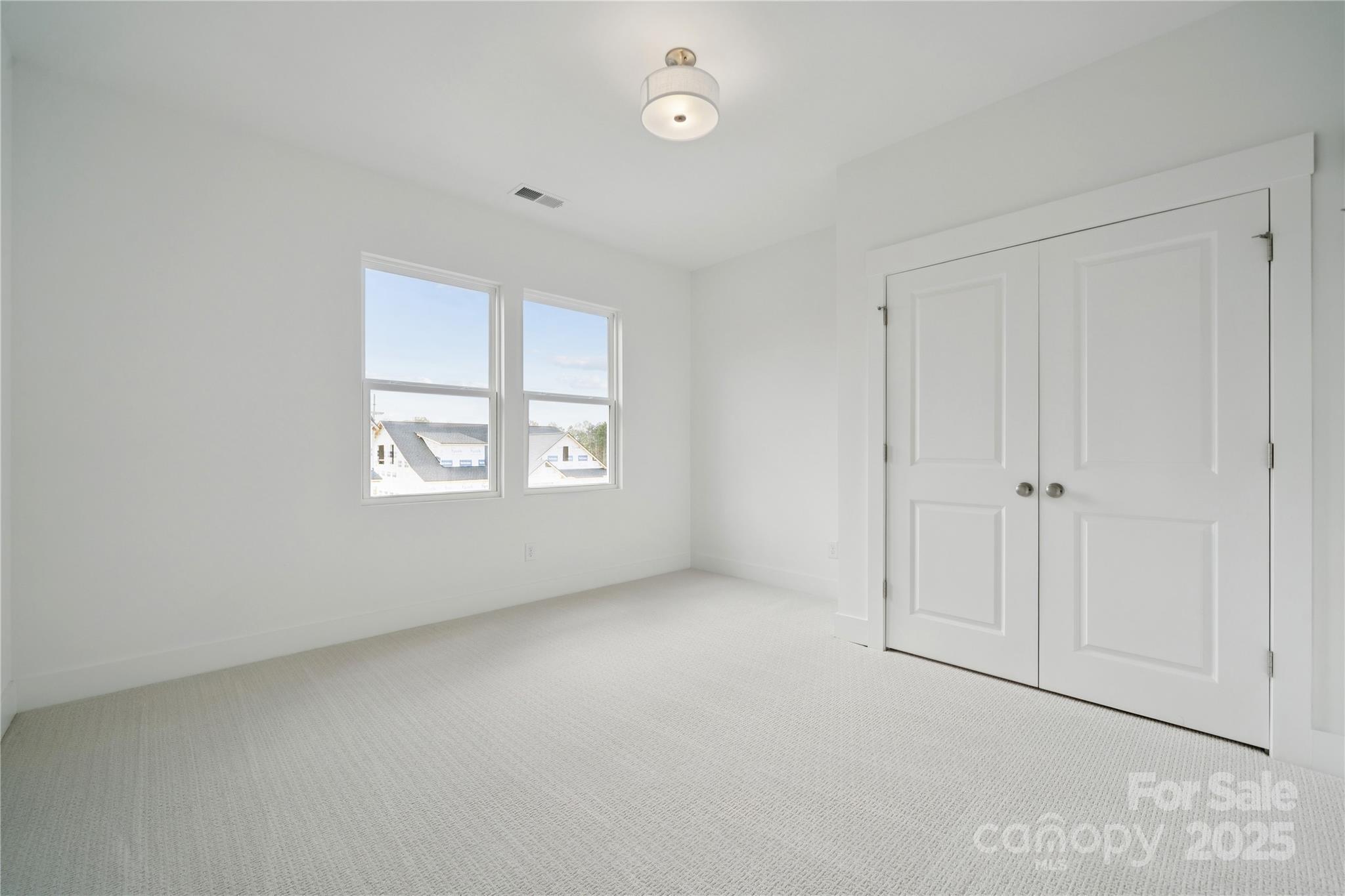 6007 Moonglade Lane #427 — Charlotte