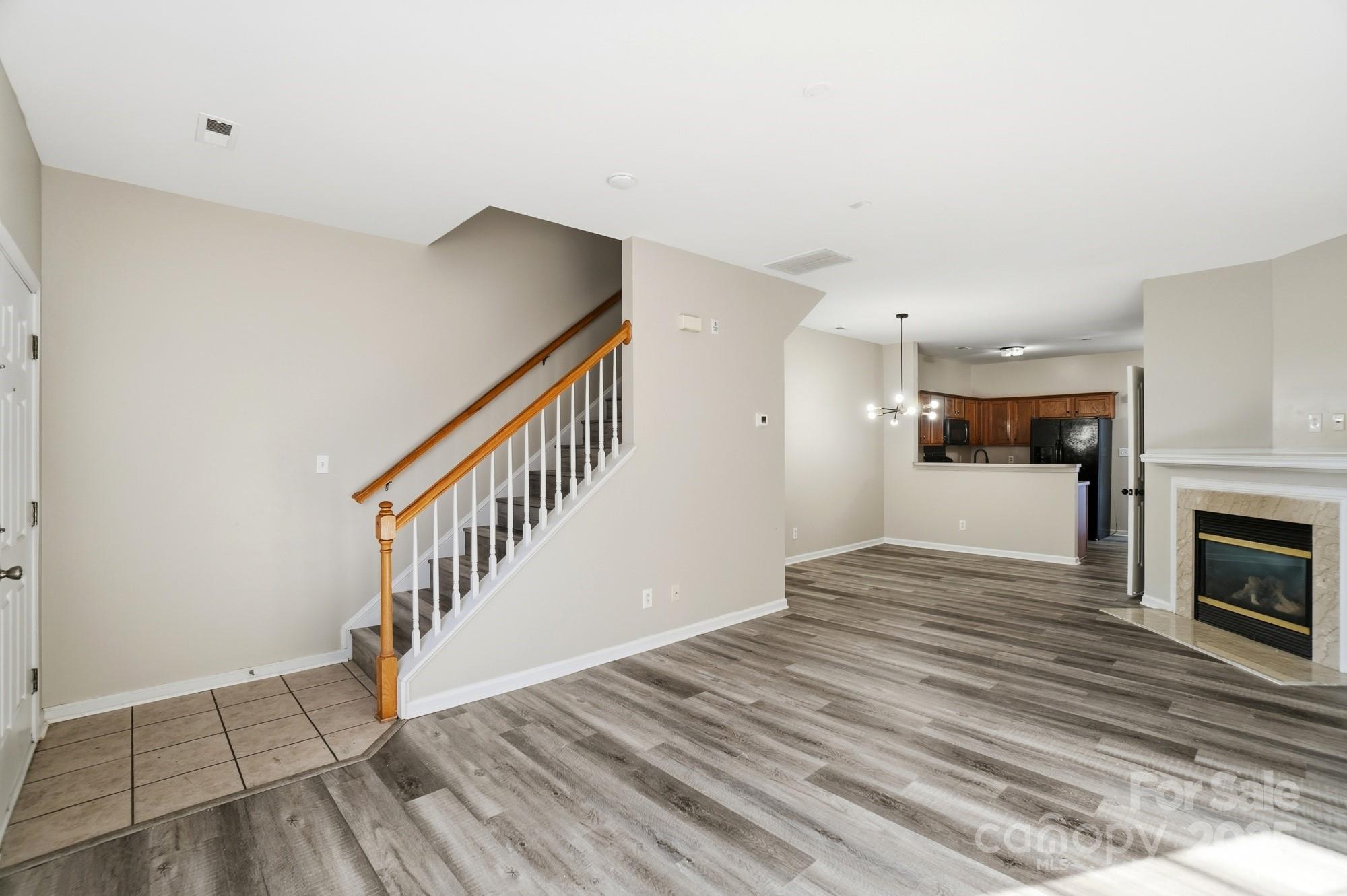 4944 Kotlik Drive — Charlotte