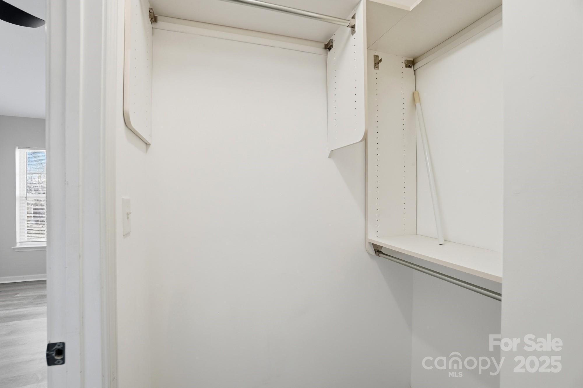 4944 Kotlik Drive — Charlotte