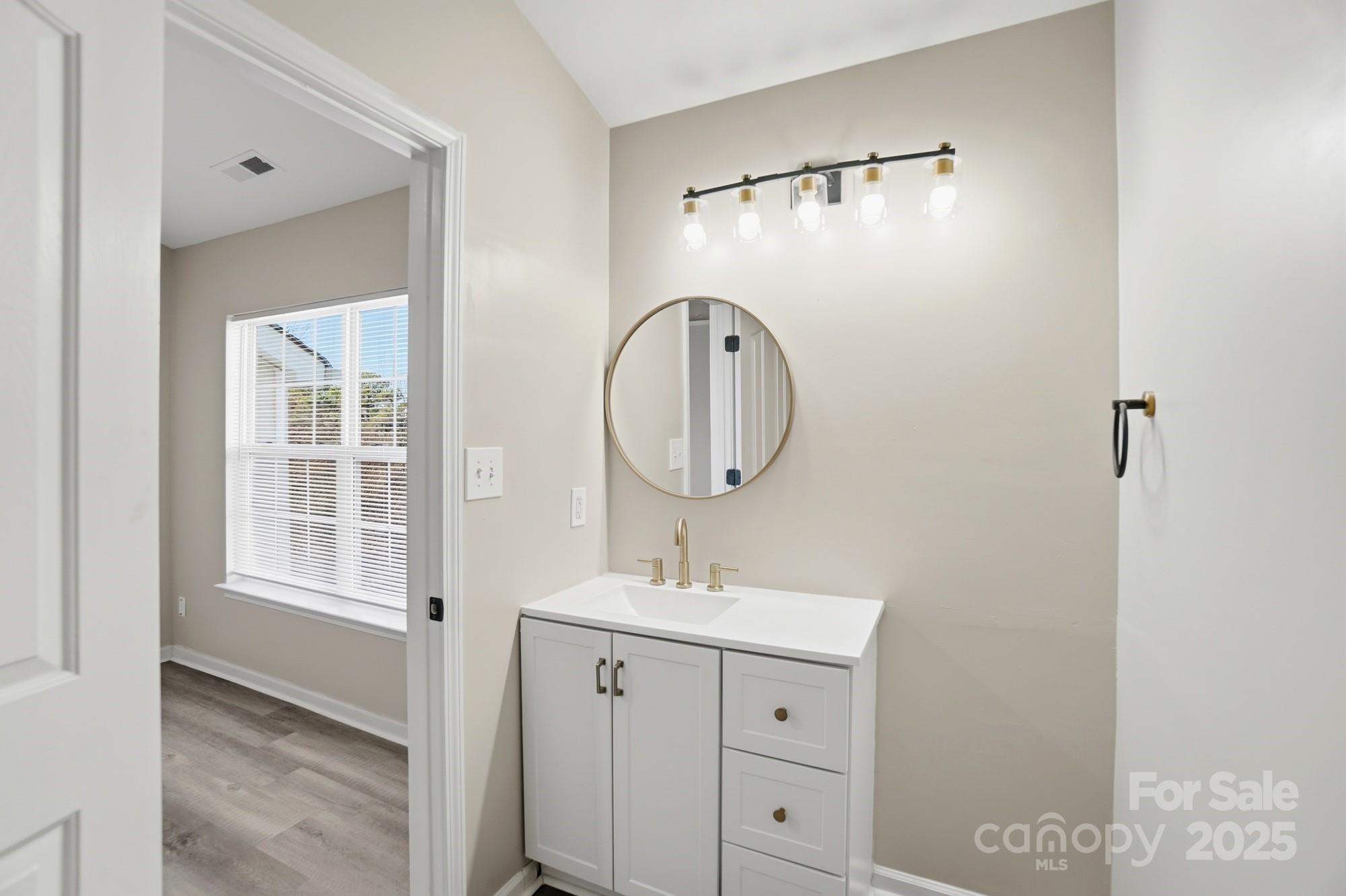 4944 Kotlik Drive — Charlotte