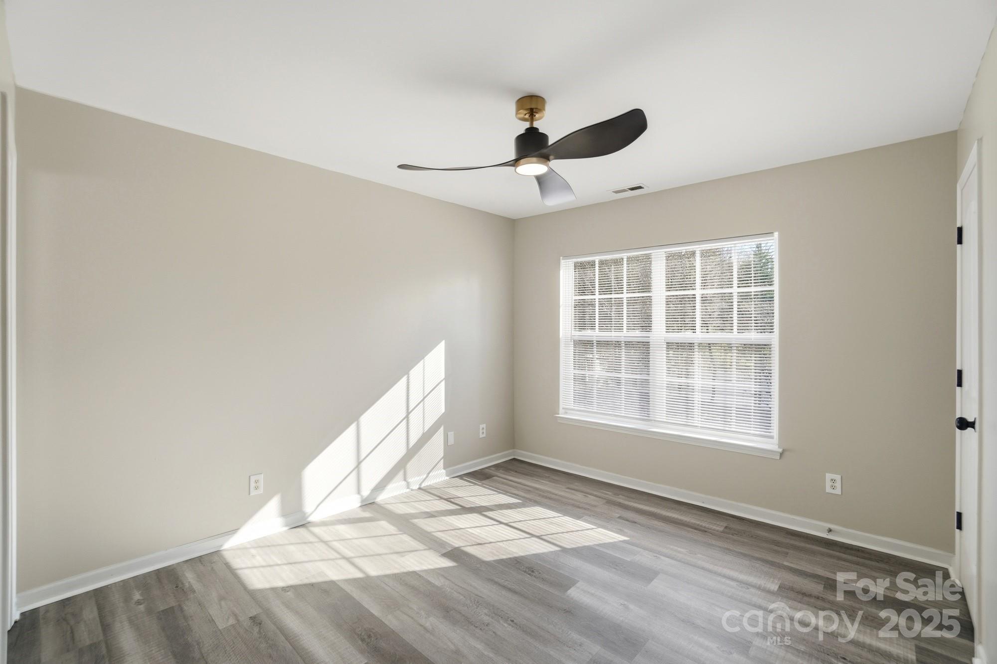 4944 Kotlik Drive — Charlotte