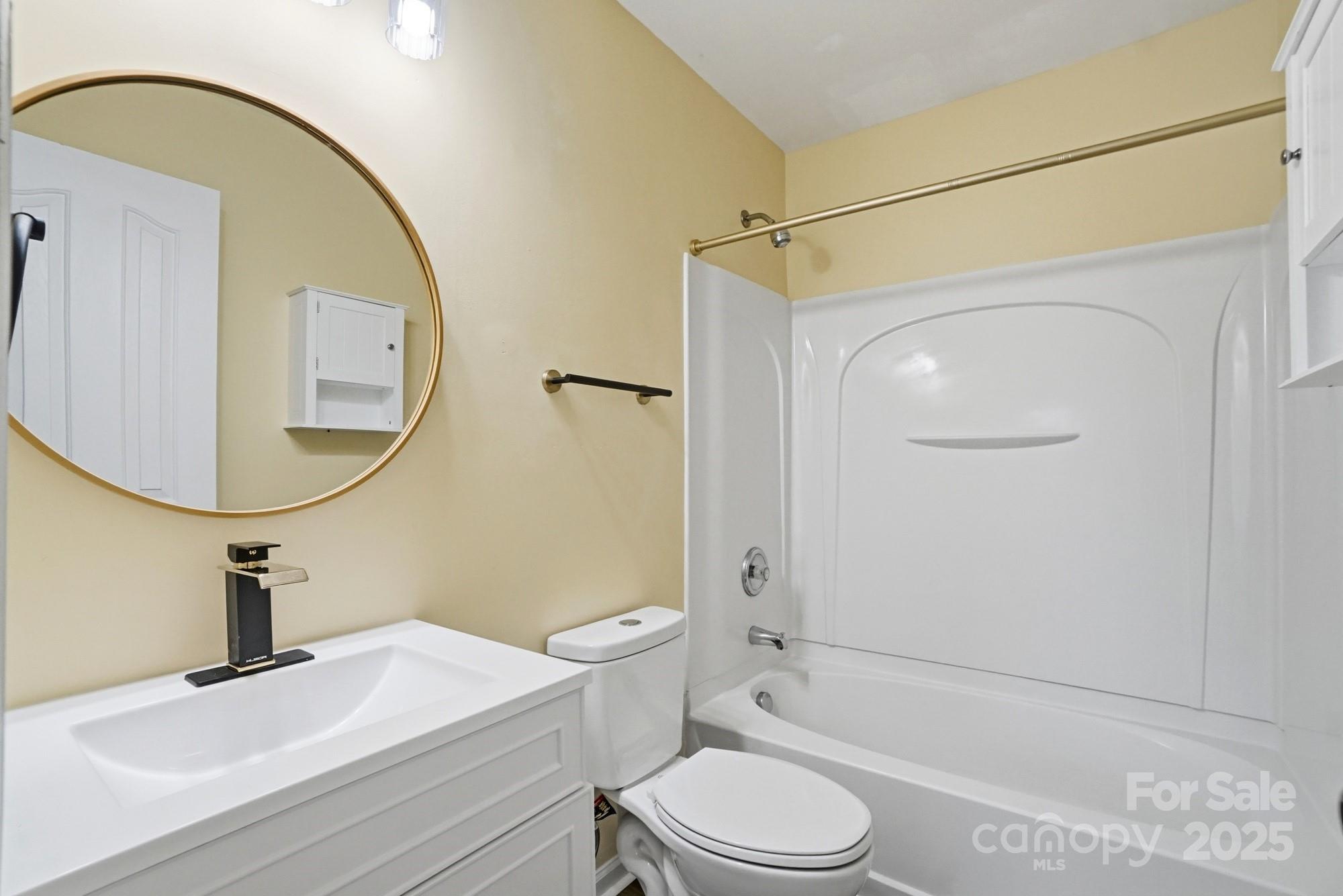 4944 Kotlik Drive — Charlotte