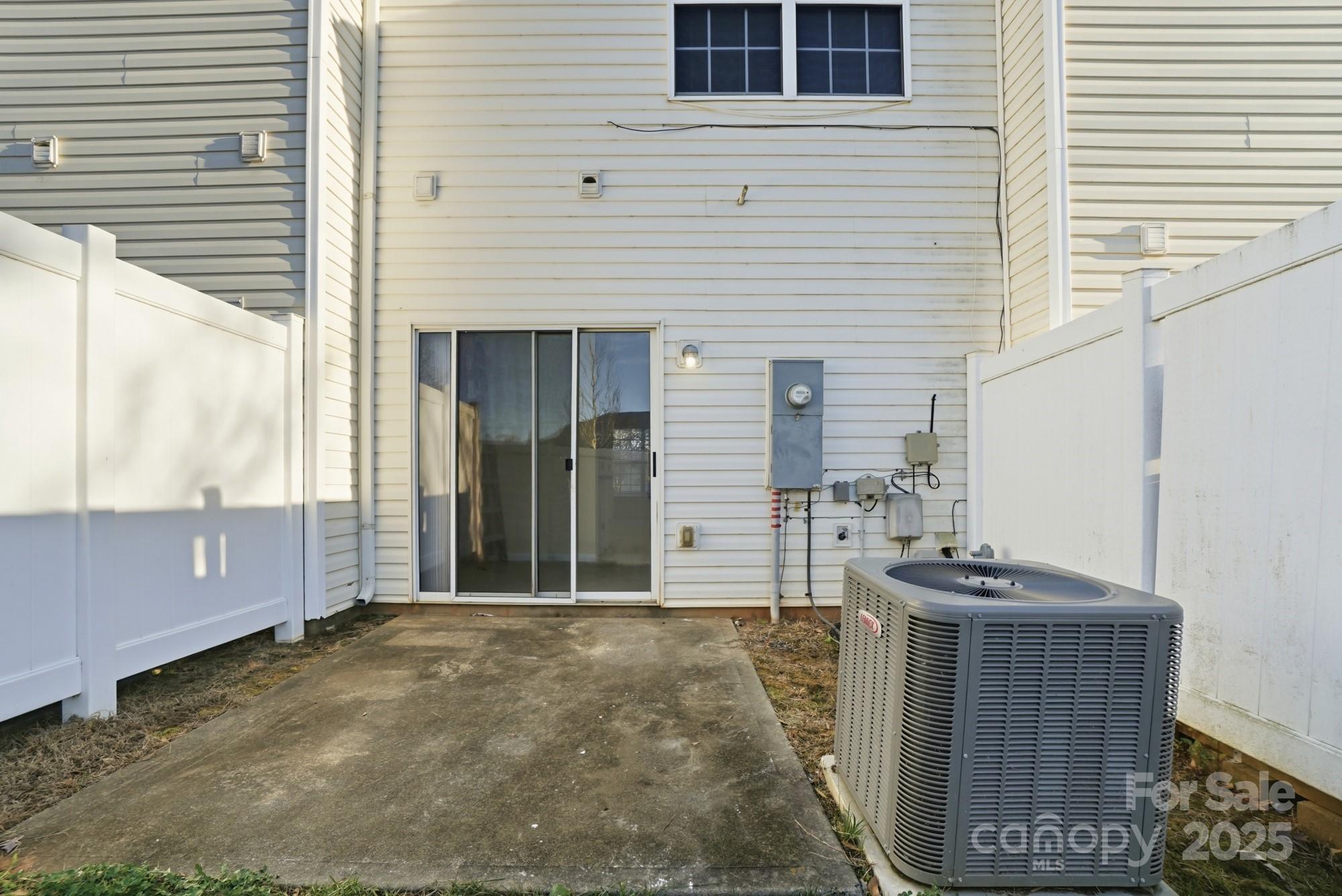 4944 Kotlik Drive — Charlotte