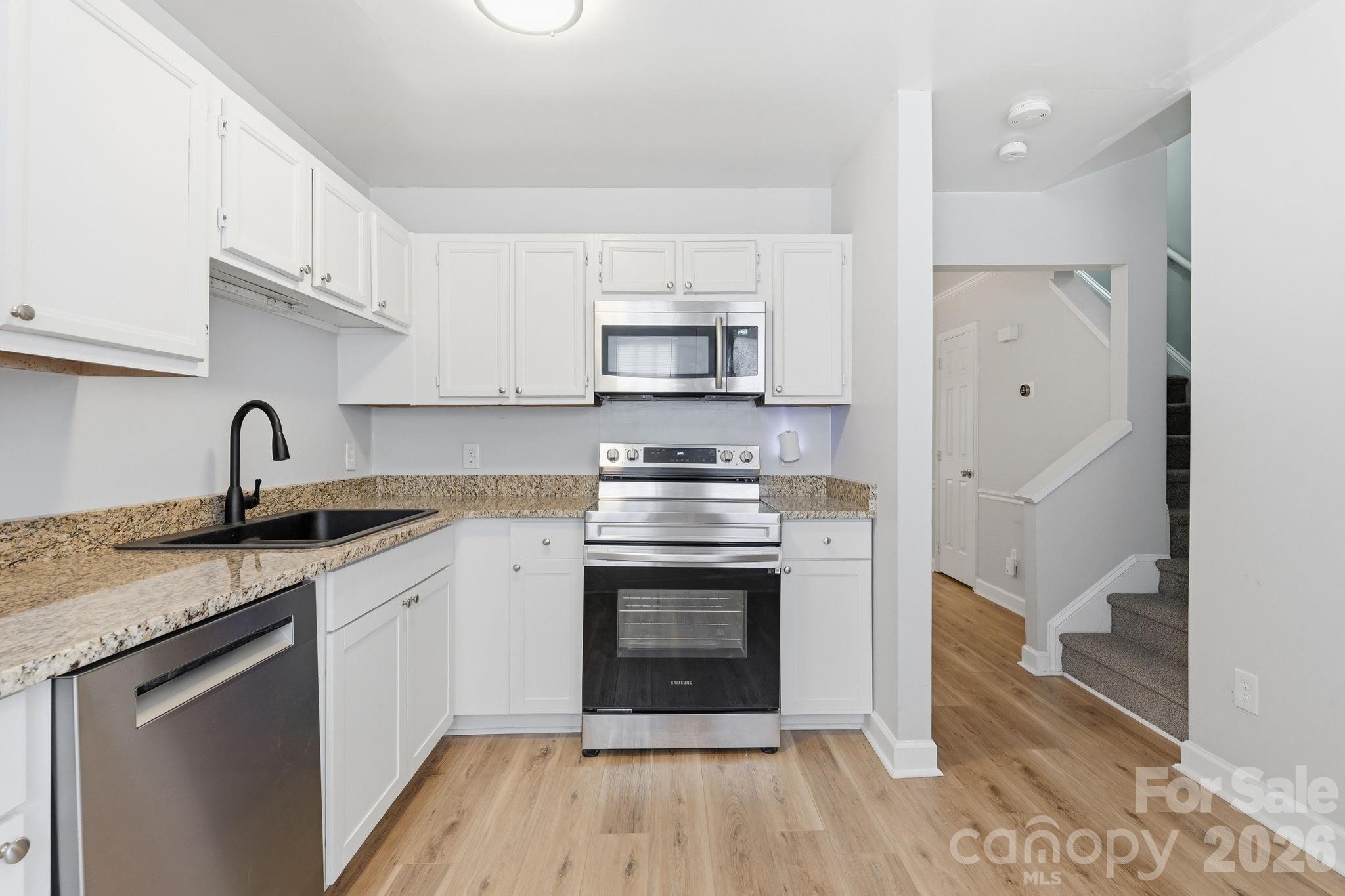 5918 Crape Myrtle Lane — Charlotte