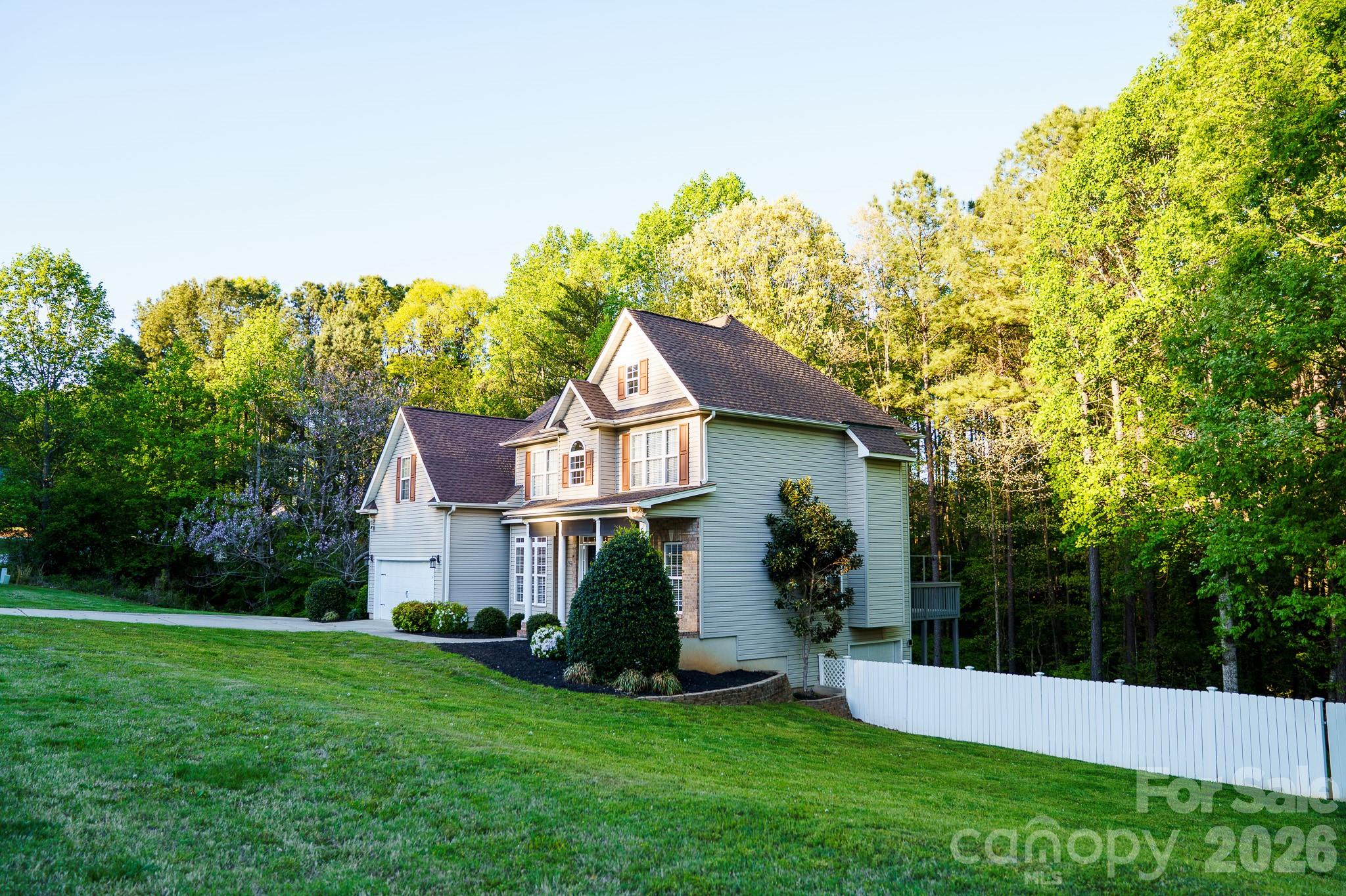 214 Harbor Landing Drive — Mooresville