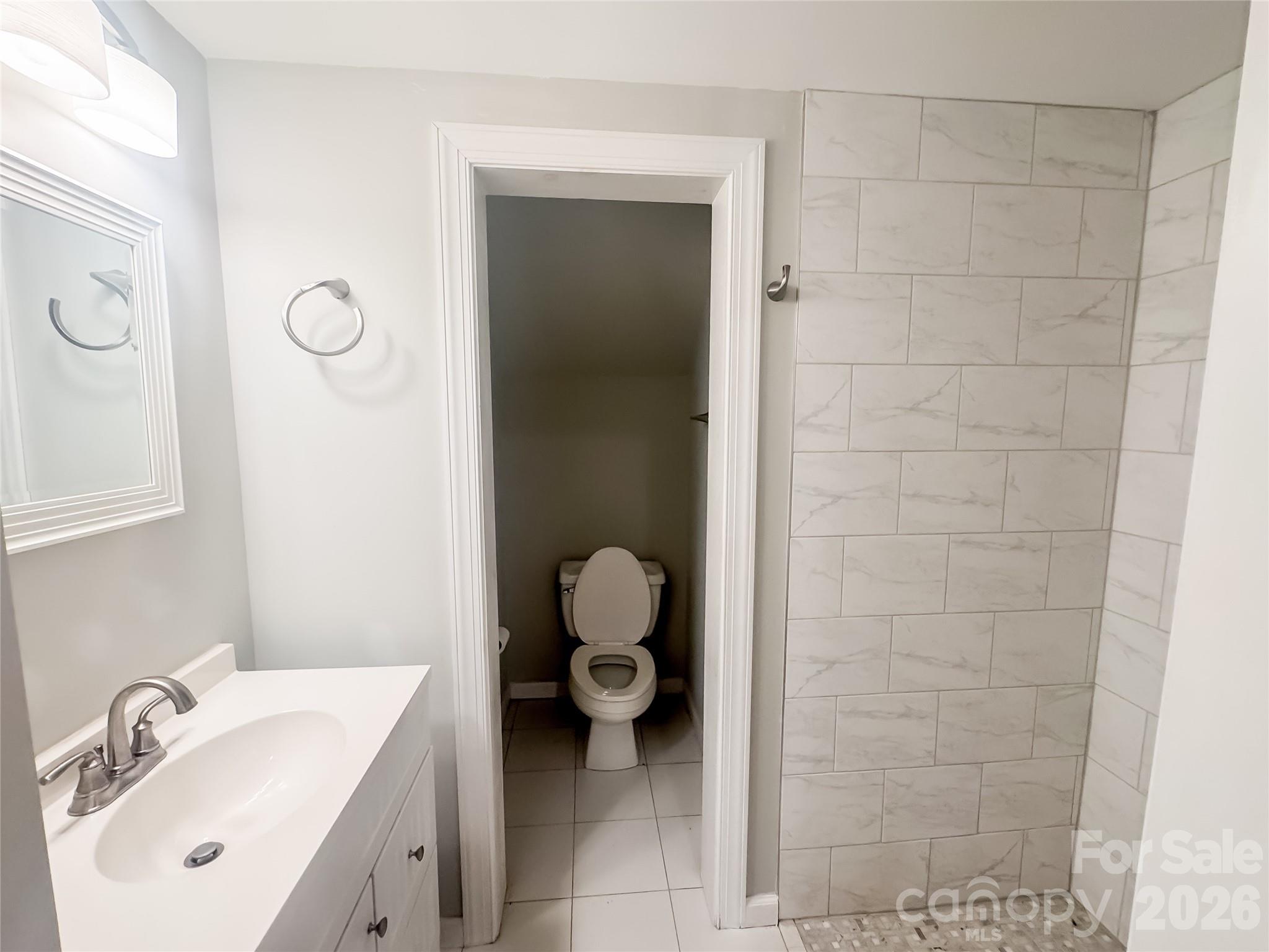 214 Harbor Landing Drive — Mooresville